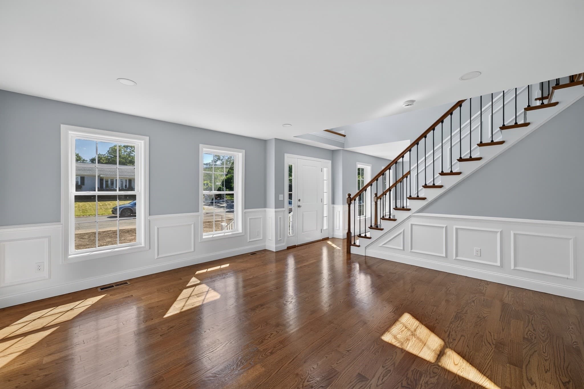 Single Family Residence at 40 N Ogden St, Fall River MA 02723, Fall River, photo 8 of 30