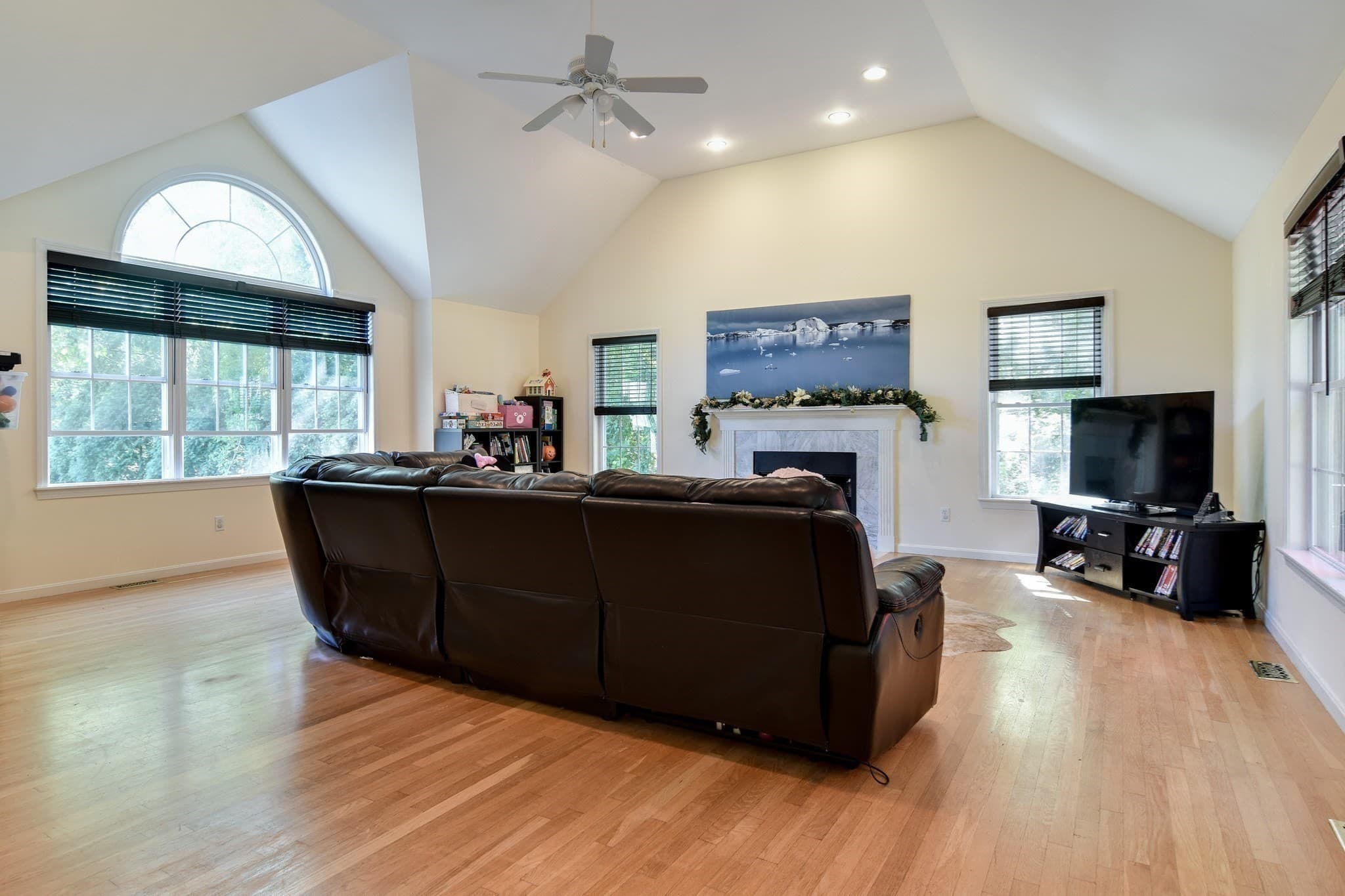 Single Family Residence at 18 Pilgrim Rd, Ashland MA 01721, Ashland, photo 11 of 30
