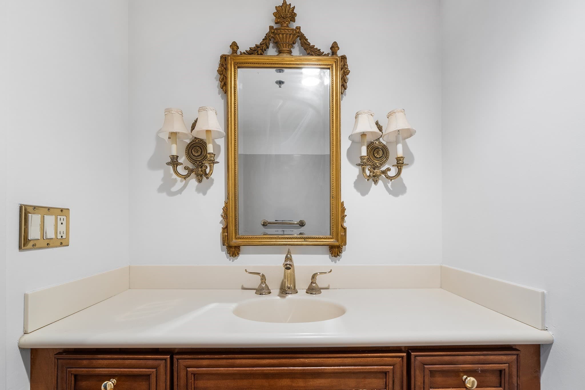 Condominium at 250 Hammond Pond Pkwy # 1006N, Newton MA 02467, Newton, photo 22 of 40
