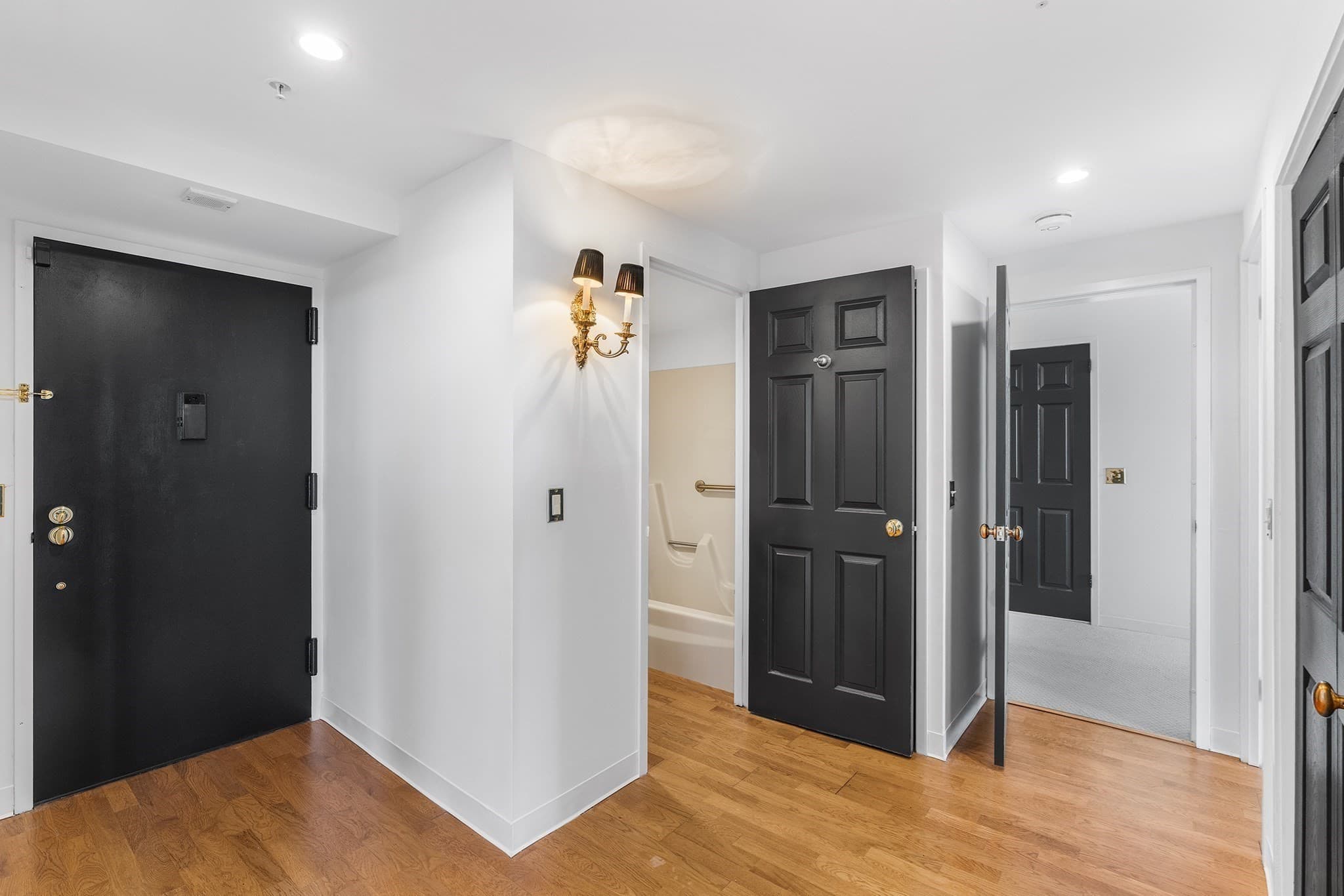 Condominium at 250 Hammond Pond Pkwy # 1006N, Newton MA 02467, Newton, photo 10 of 40