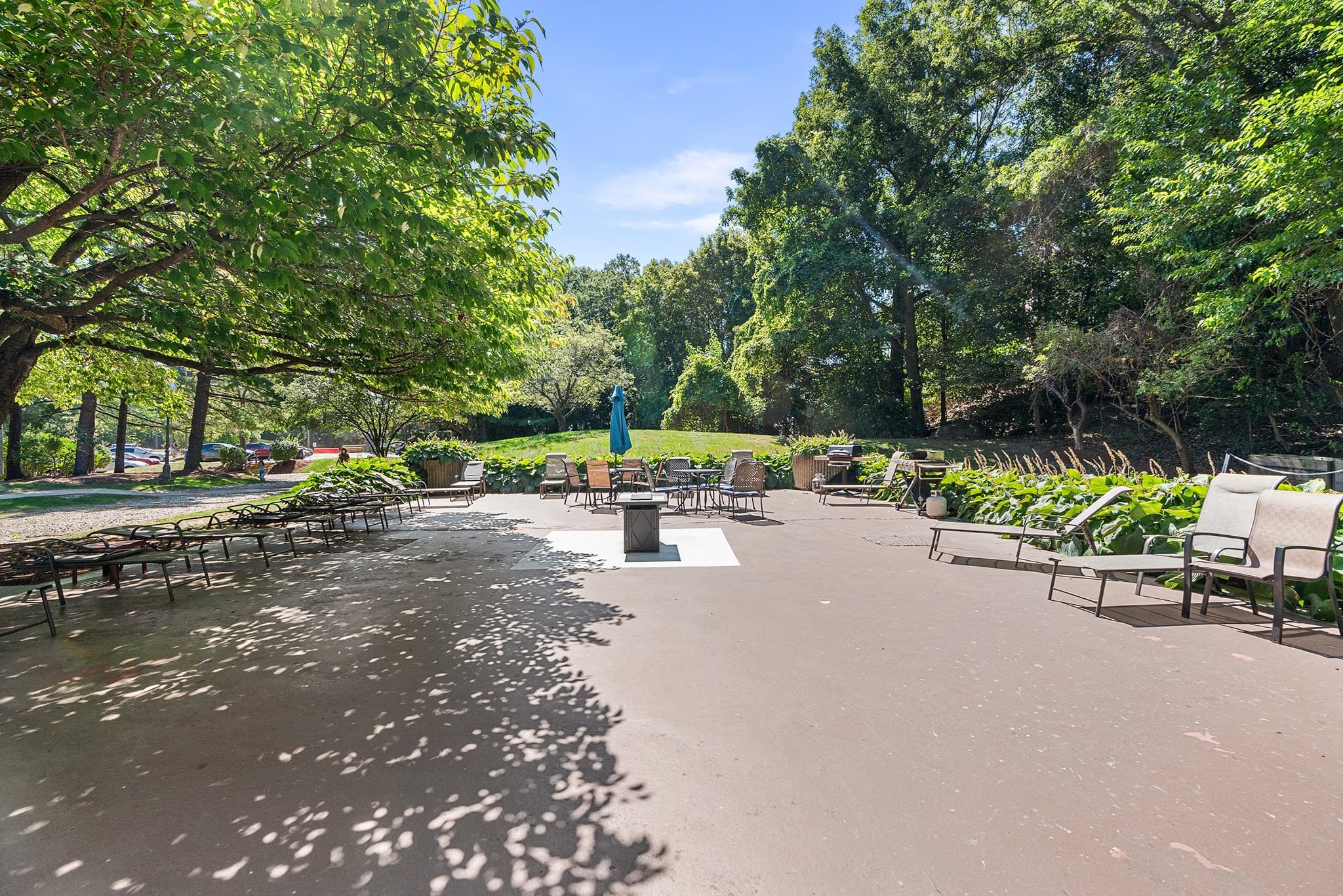 Condominium at 250 Hammond Pond Pkwy # 1006N, Newton MA 02467, Newton, photo 35 of 40