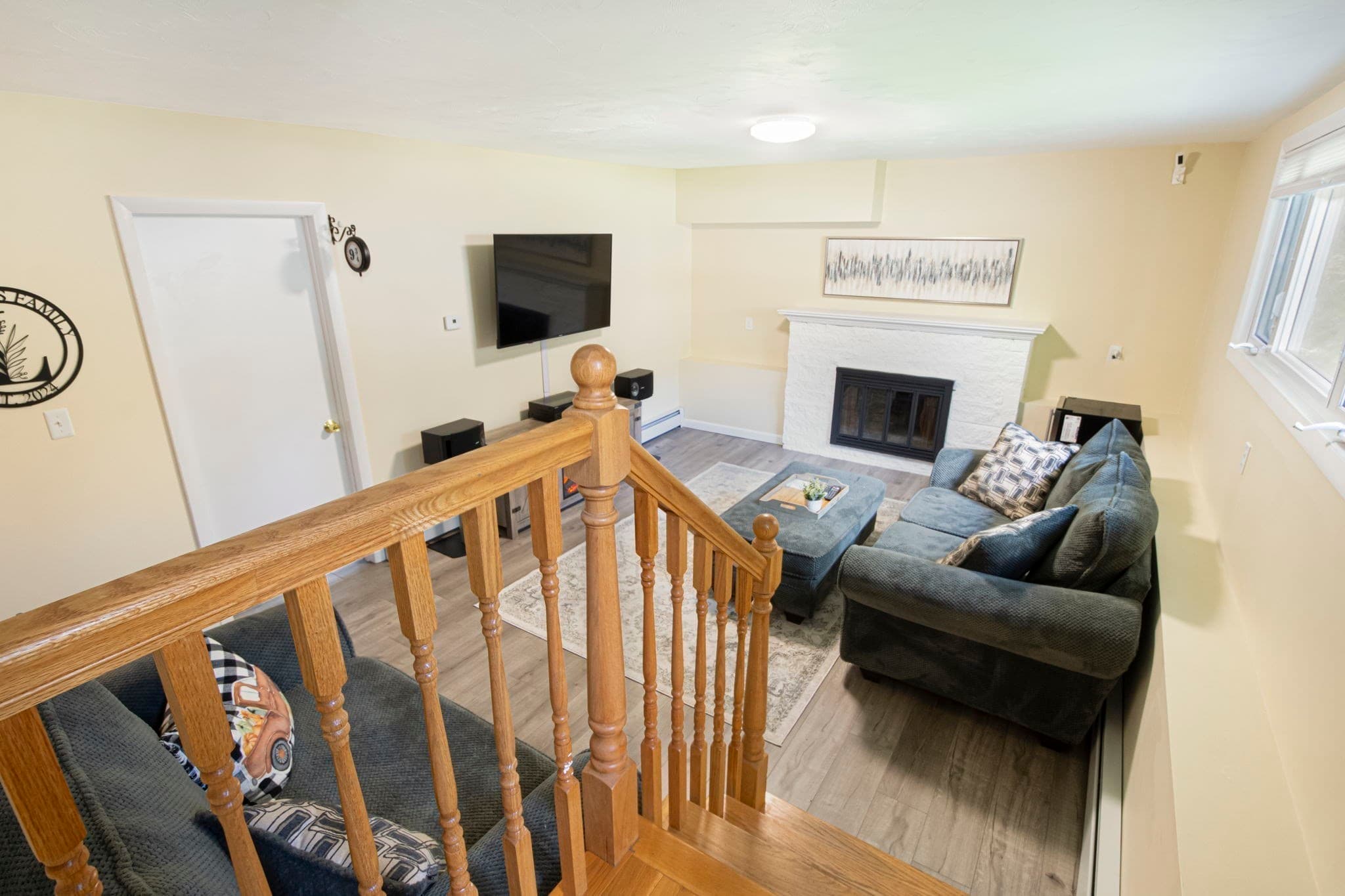 Single Family Residence at 4 Carter Rd, Worcester MA 01609, Worcester, photo 24 of 36