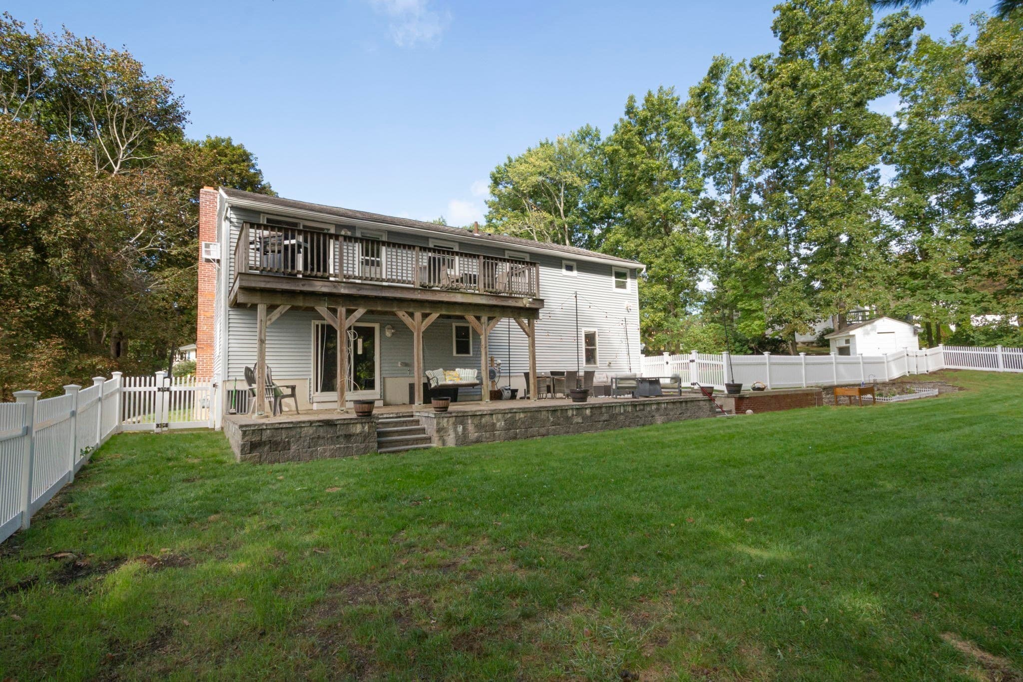 Single Family Residence at 4 Carter Rd, Worcester MA 01609, Worcester, photo 34 of 36