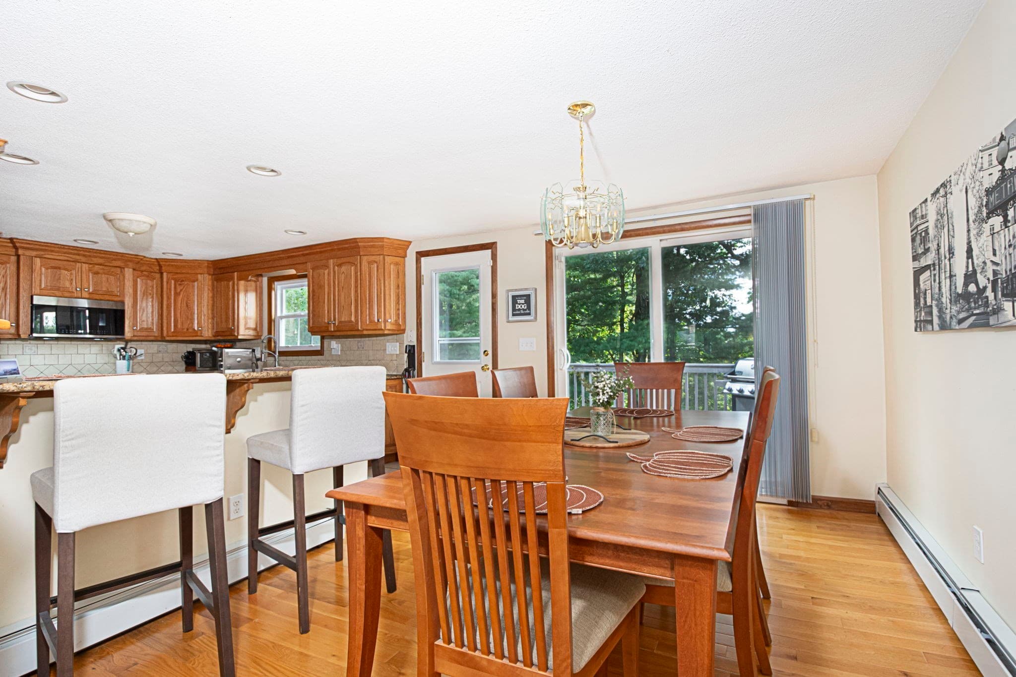 Single Family Residence at 4 Carter Rd, Worcester MA 01609, Worcester, photo 15 of 36