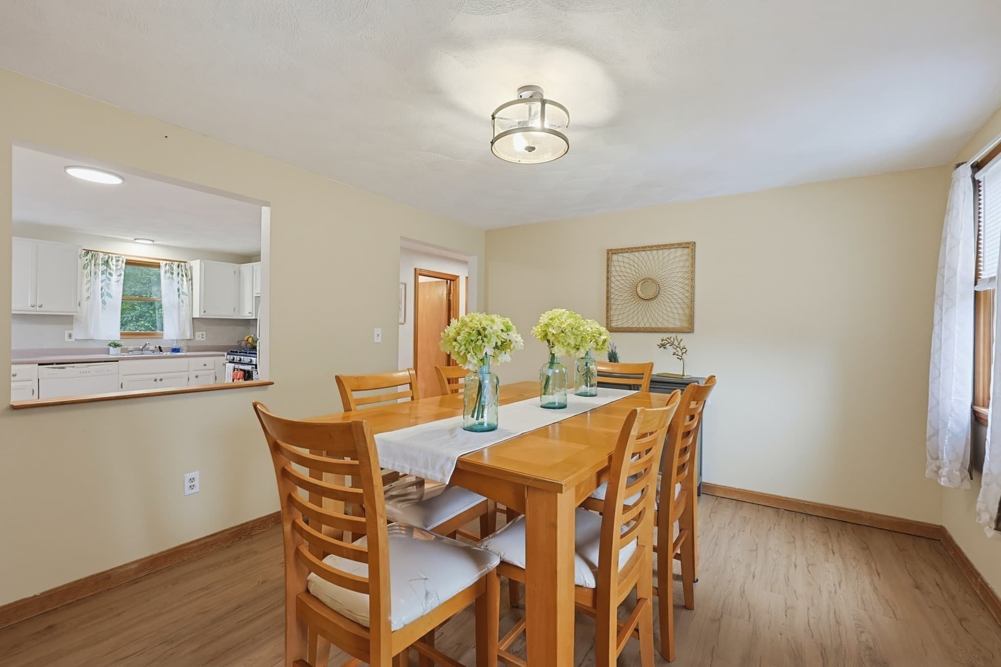Single Family Residence at 320 North St, Tewksbury MA 01876, Tewksbury, photo 9 of 39