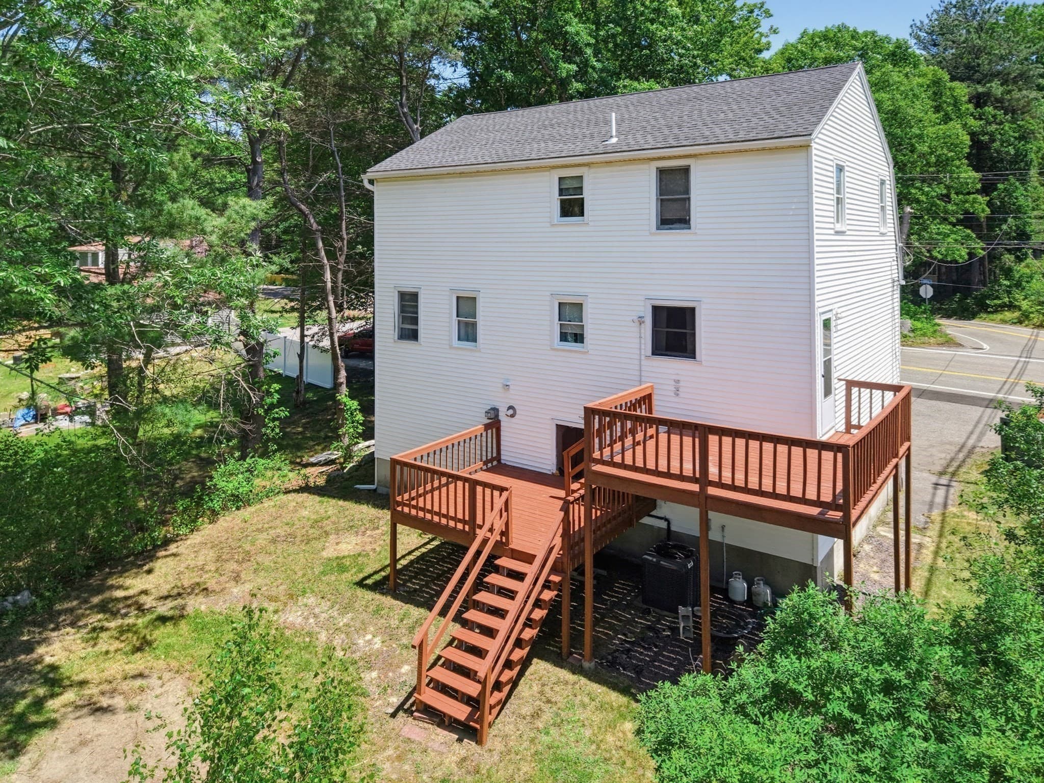 Single Family Residence at 320 North St, Tewksbury MA 01876, Tewksbury, photo 4 of 39