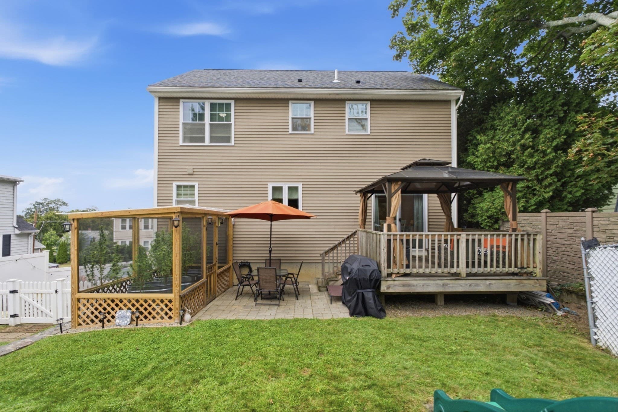 Single Family Residence at 5 Fairview Rd, Peabody MA 01960, Peabody, photo 35 of 41