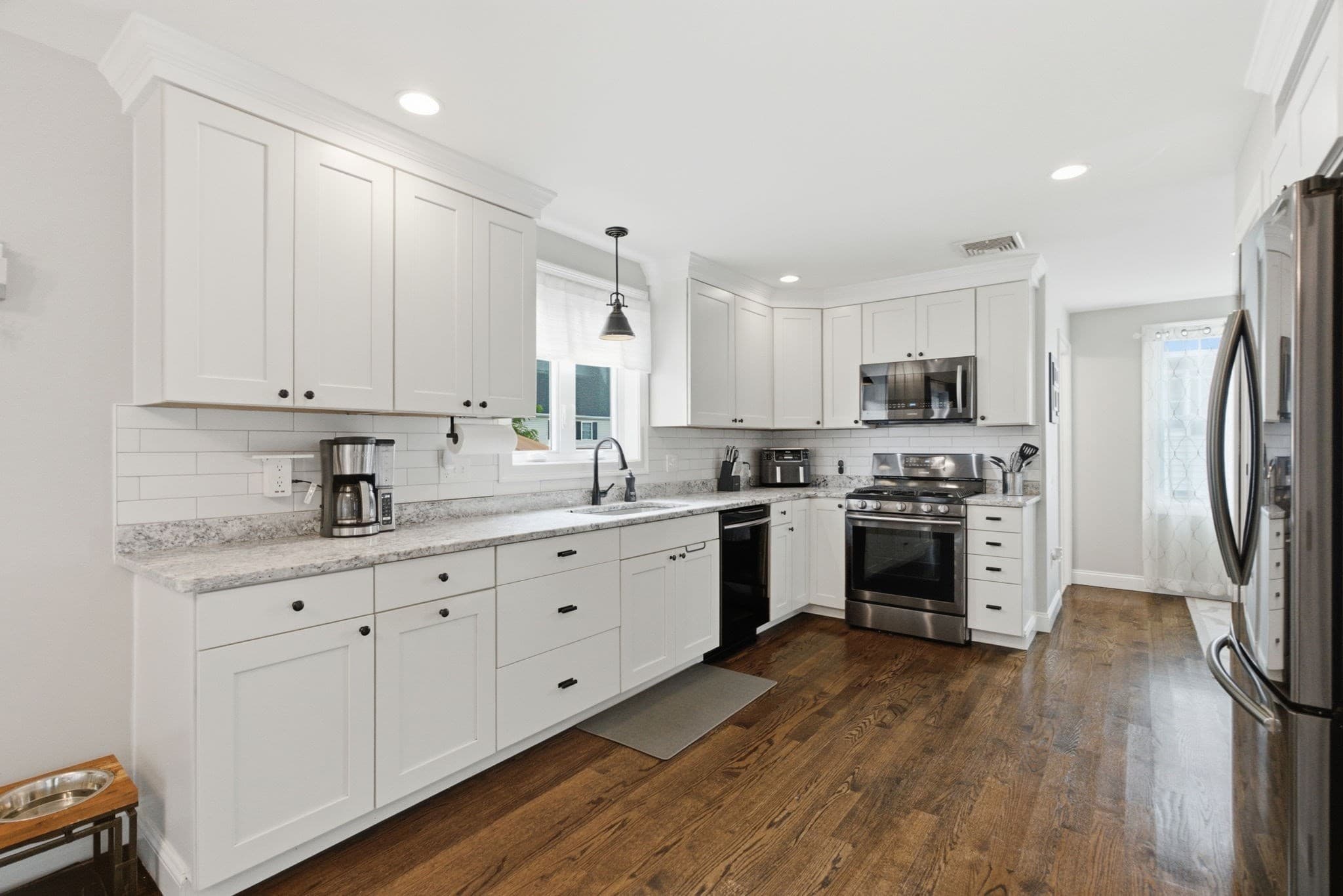 Single Family Residence at 5 Fairview Rd, Peabody MA 01960, Peabody, photo 8 of 41