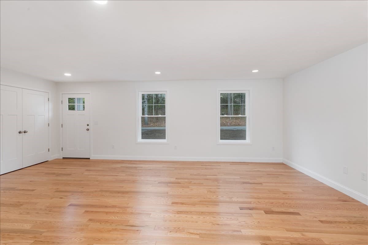 Single Family Residence at 1152 Bridge St, Pelham NH 03076, Pelham, photo 4 of 40