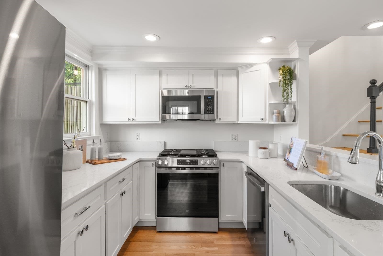 Single Family Residence at 4 Concord Avenue, Boston MA 02129, Boston, photo 9 of 32