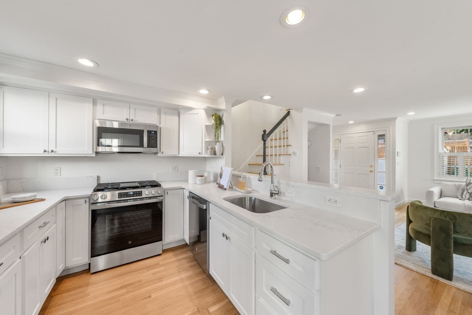 Single Family Residence at 4 Concord Avenue, Boston MA 02129, Boston, photo 8 of 32