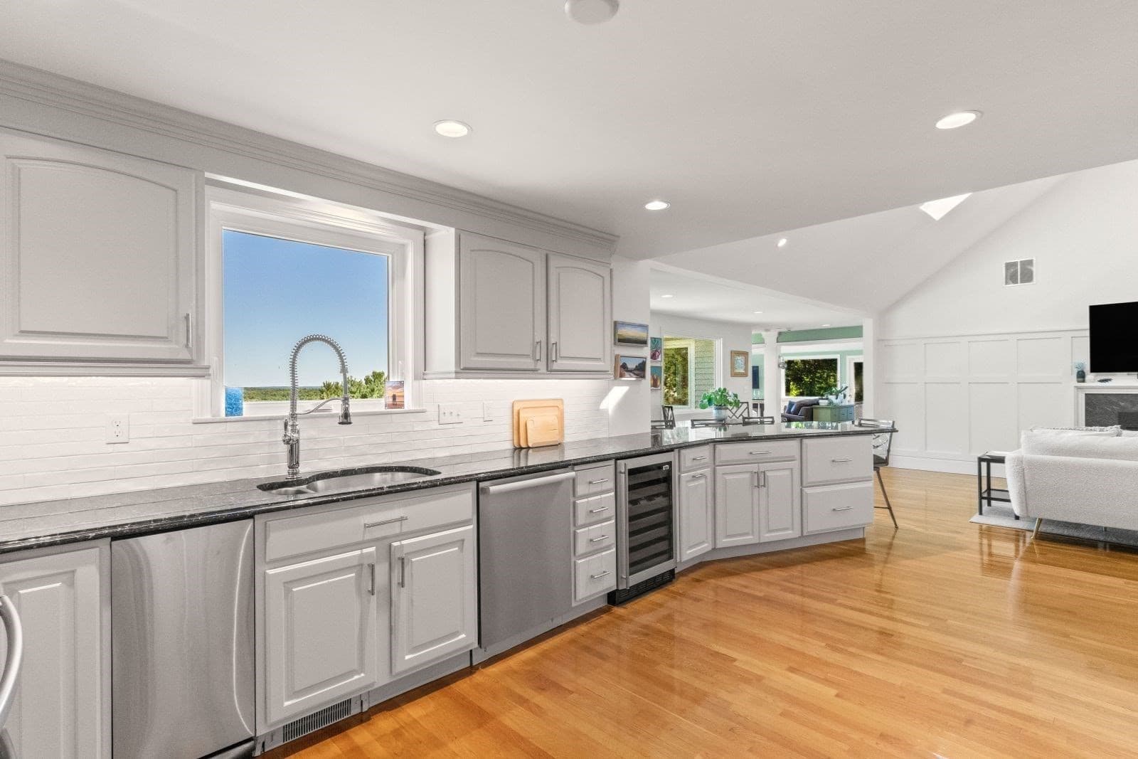 Single Family Residence at 6 Tower Dr, Dover MA 02030, Dover, photo 9 of 42