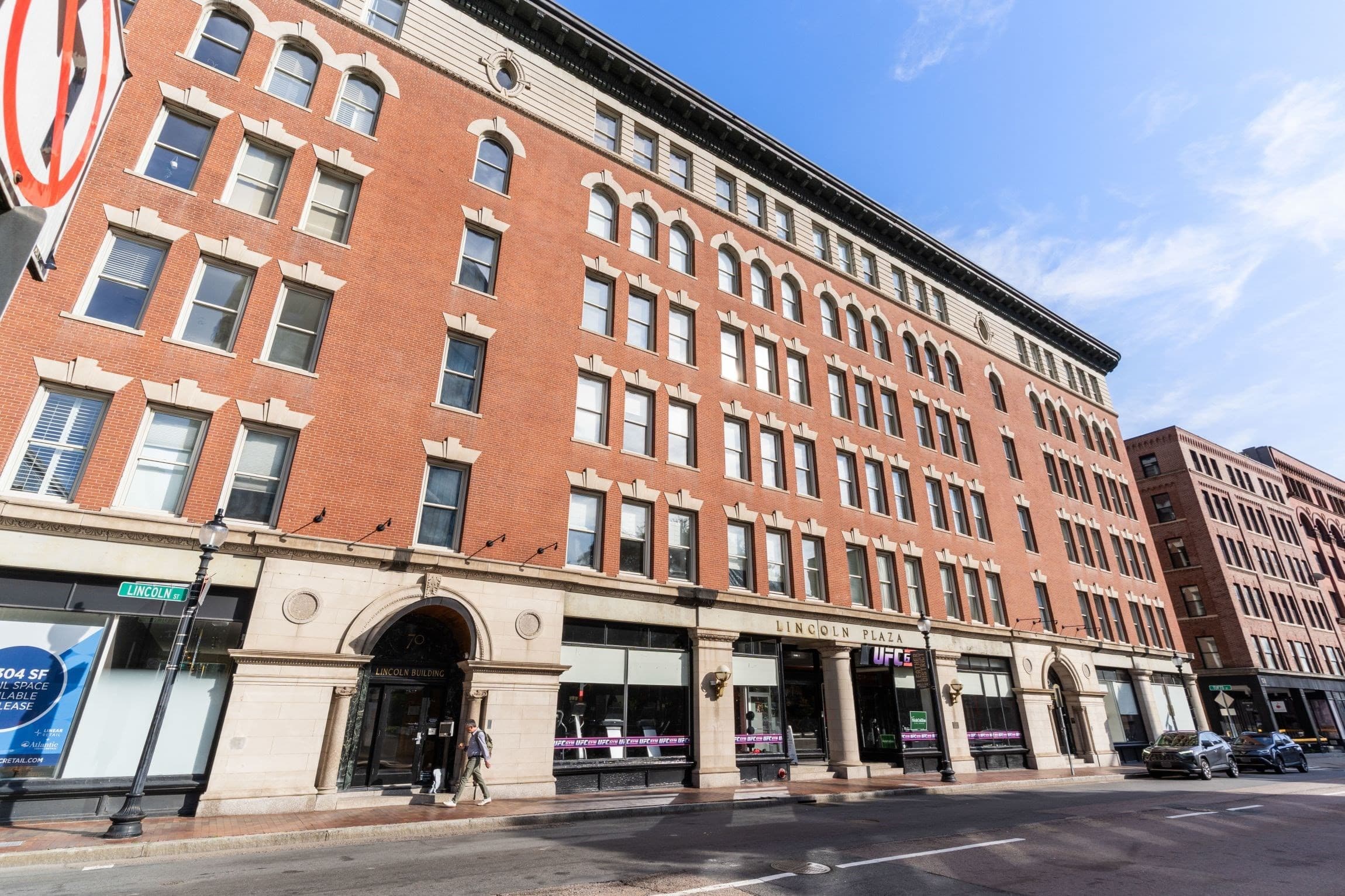 Condominium at 70 Lincoln St # L219, Boston MA 02111, photo 17 of 17