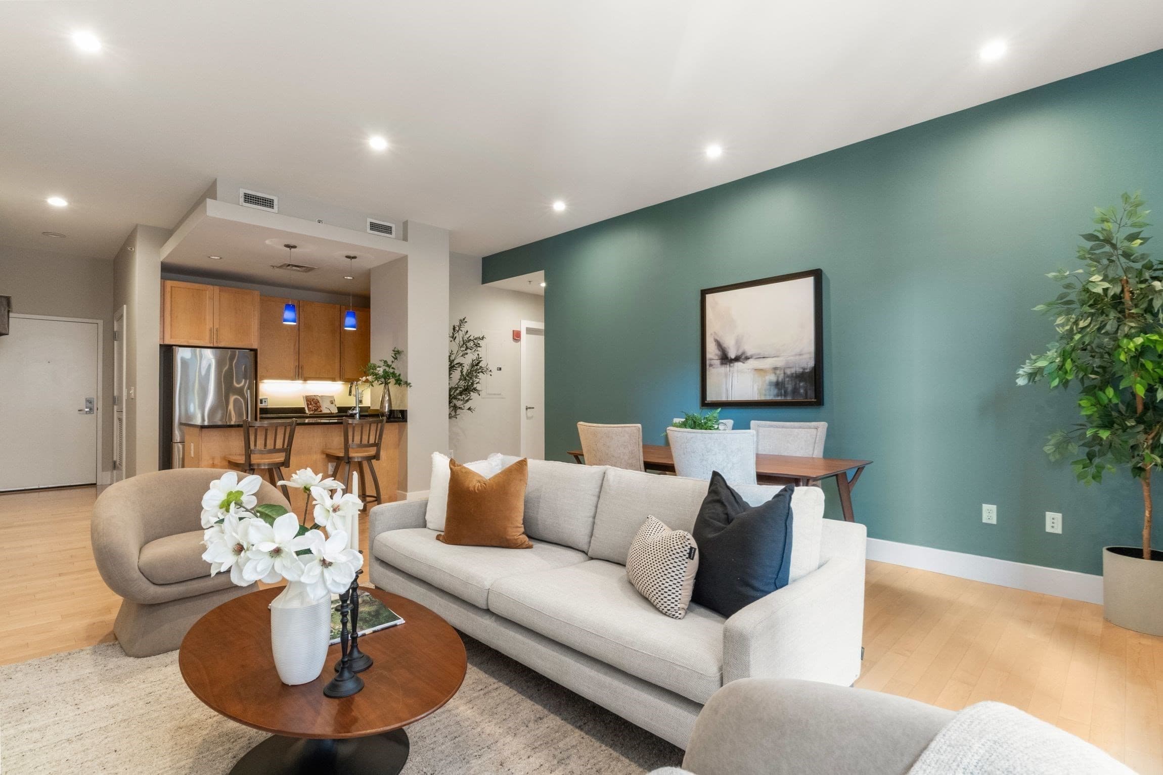 Condominium at 70 Lincoln St # L219, Boston MA 02111, photo 9 of 17