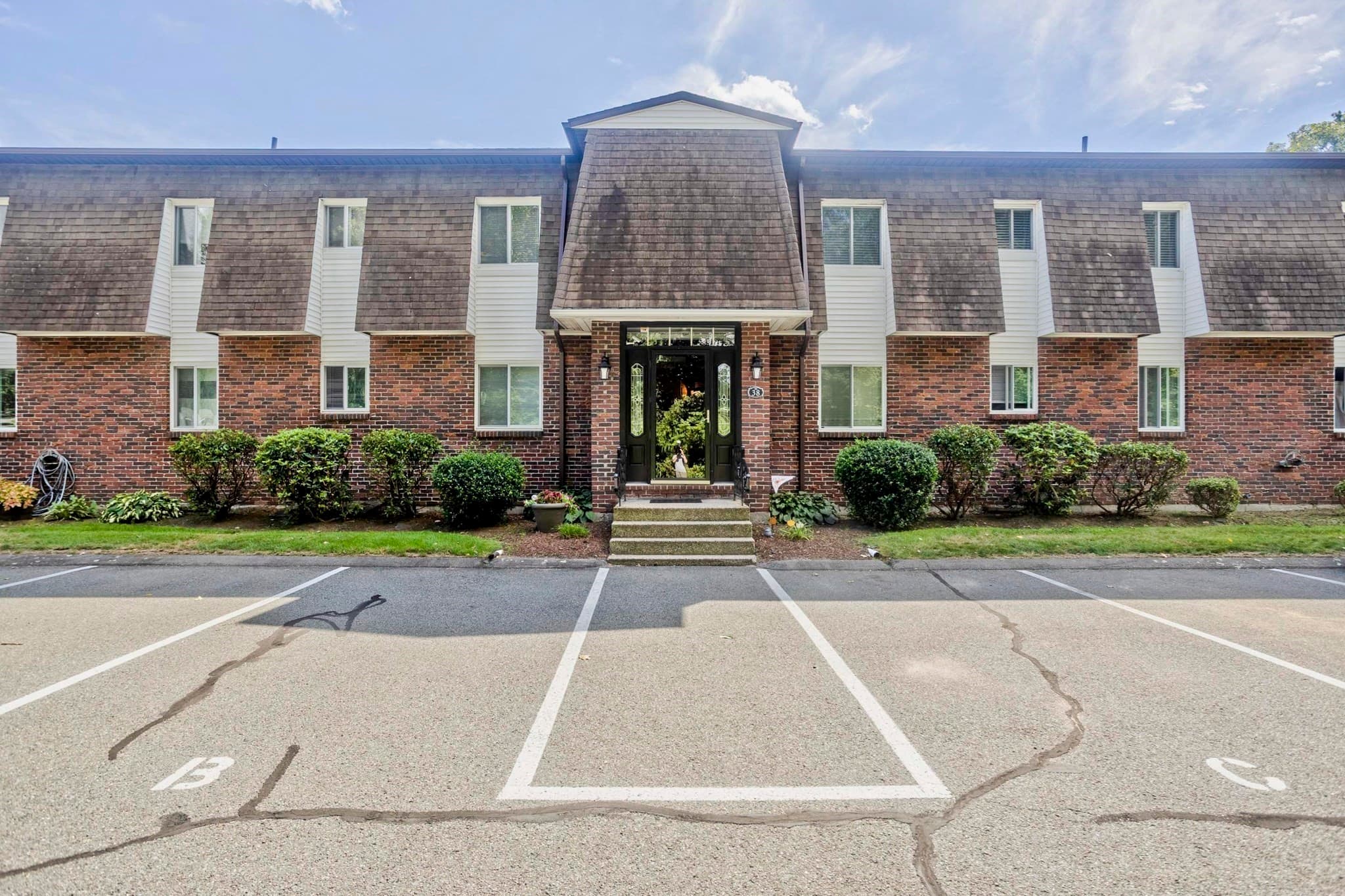 20 Lawrence Ave # 38C, South Hadley MA 01075