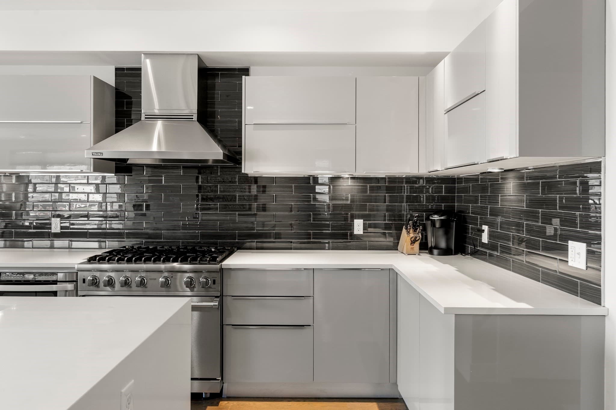 Condominium at 407 W First St # 302, Boston MA 02127, Boston, photo 5 of 29