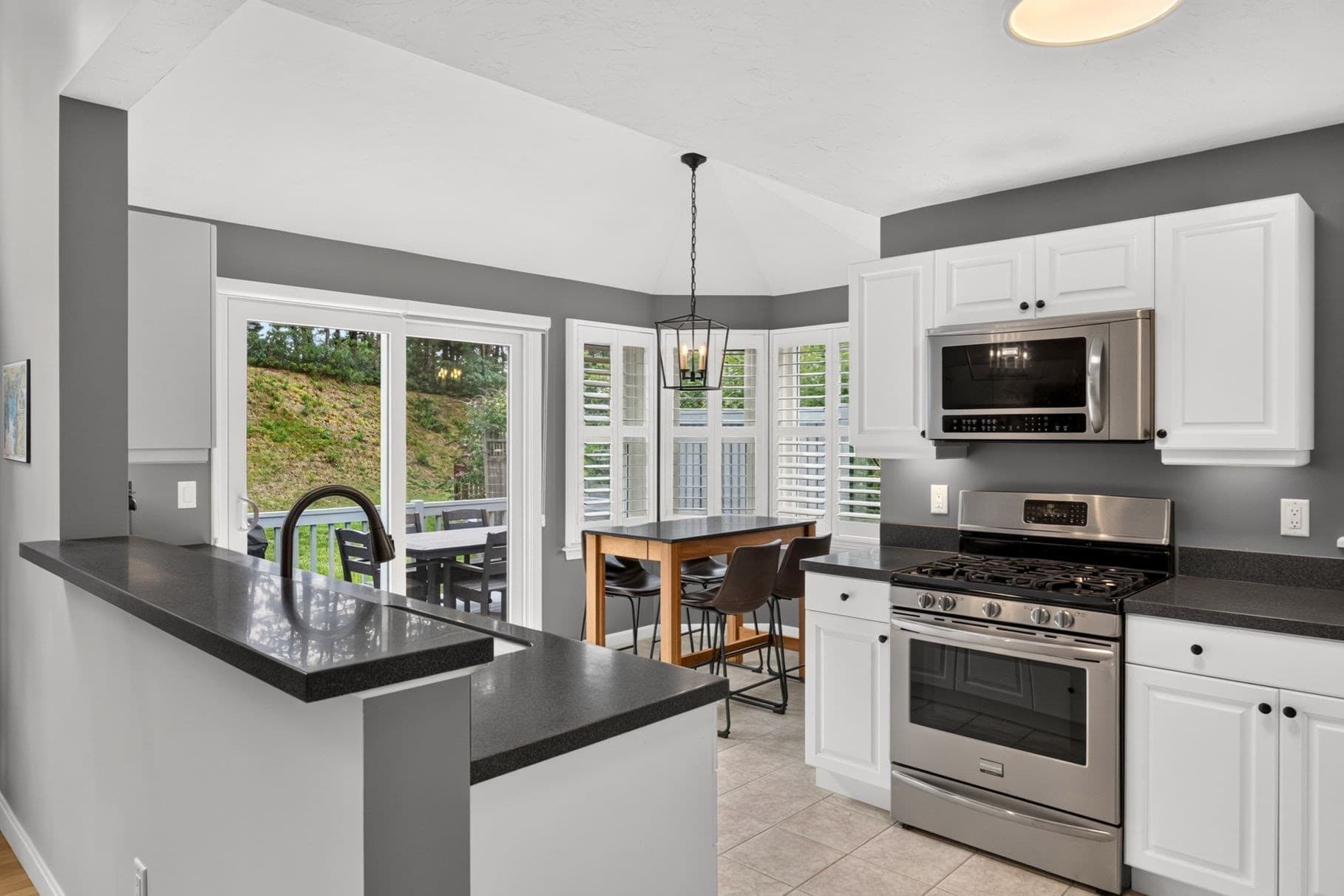 Condominium at 16 Latham Wood # 16, Plymouth MA 02360, Plymouth, photo 12 of 39