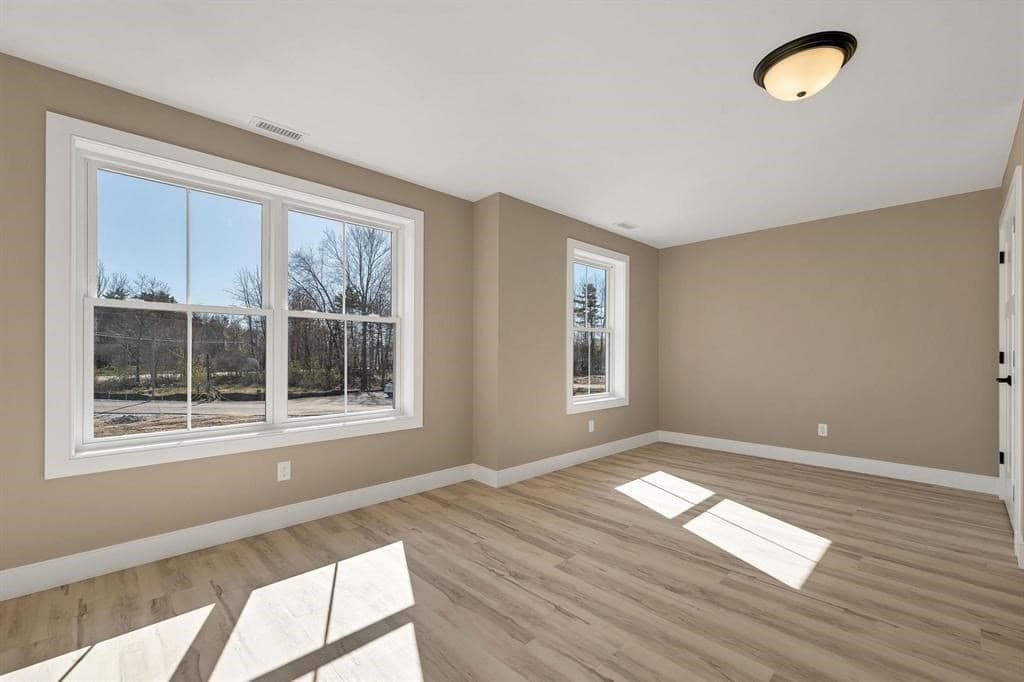 Condex at 669 High St # 6, Candia NH 03034, Candia, photo 21 of 31
