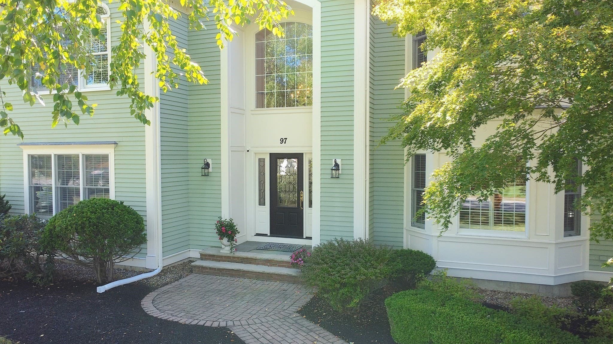 Single Family Residence at 97 Windkist Farm Rd, North Andover MA 01845, North Andover, photo 2 of 42