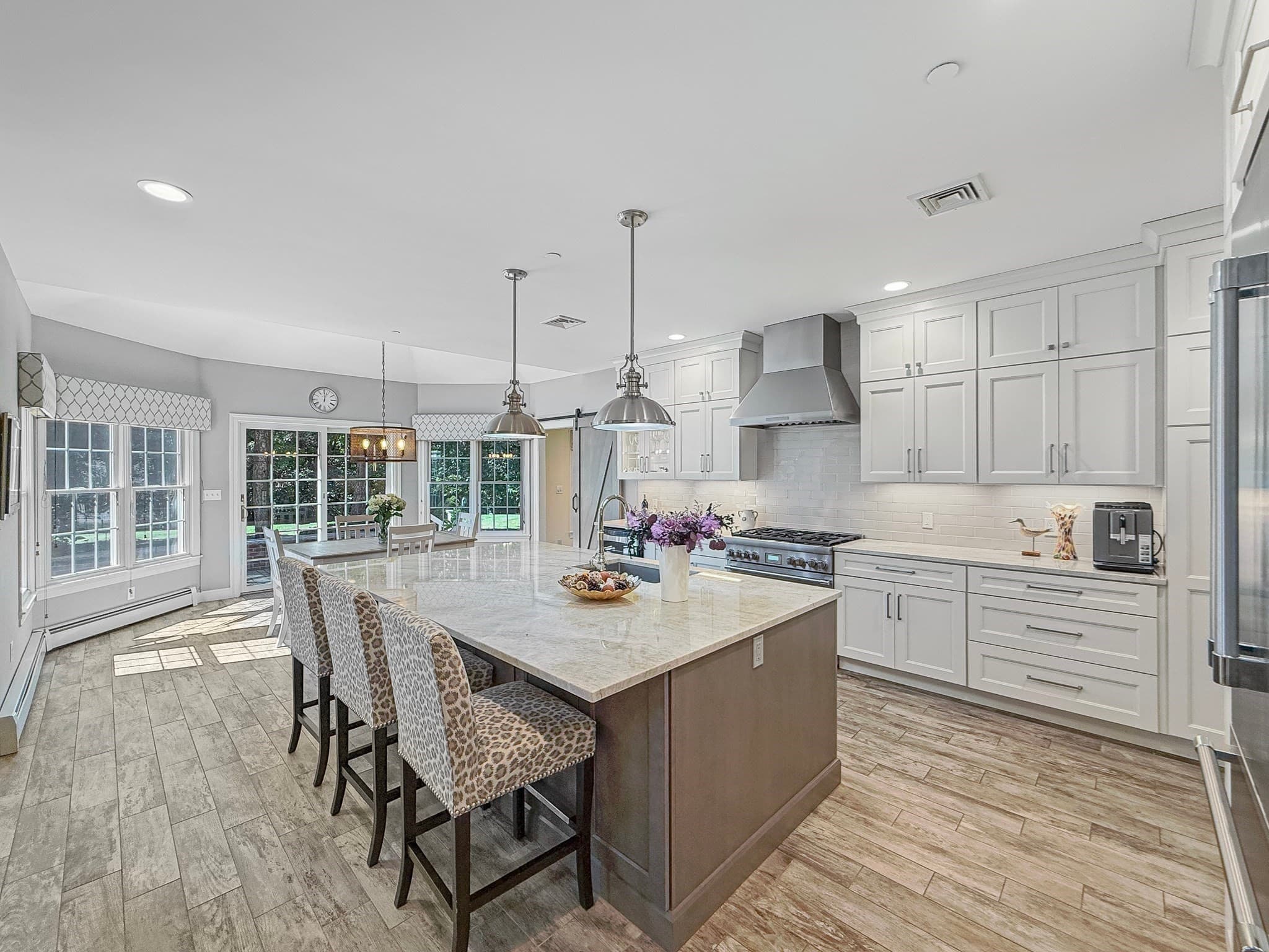Single Family Residence at 97 Windkist Farm Rd, North Andover MA 01845, North Andover, photo 5 of 42