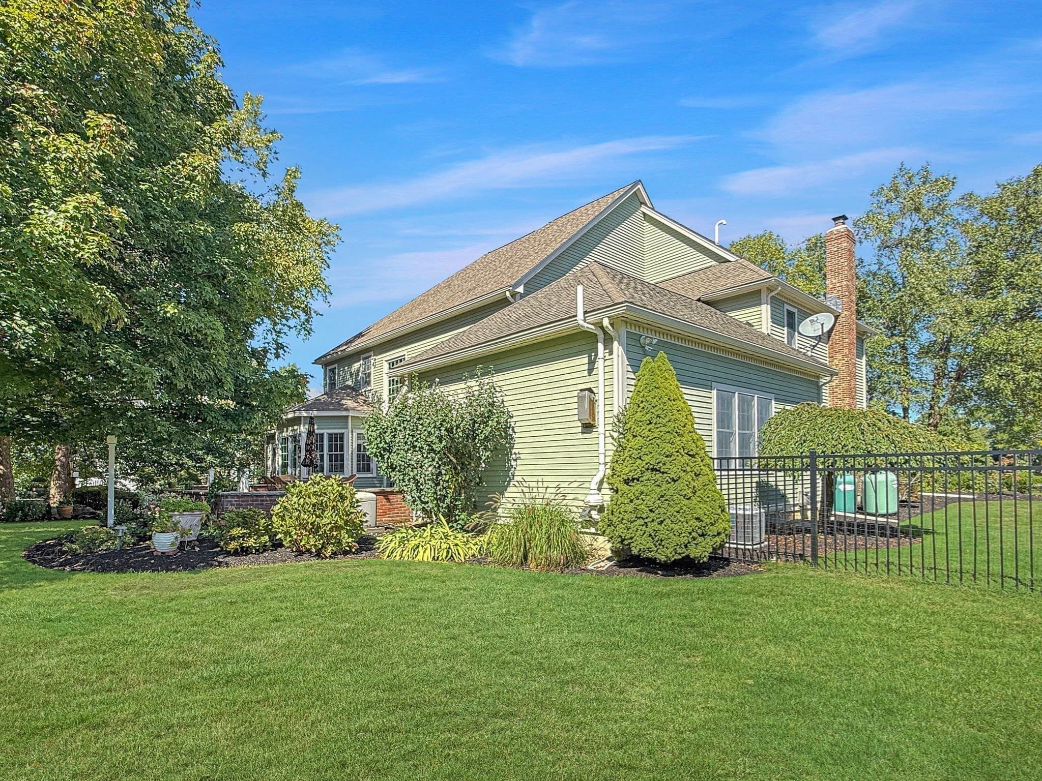 Single Family Residence at 97 Windkist Farm Rd, North Andover MA 01845, North Andover, photo 41 of 42