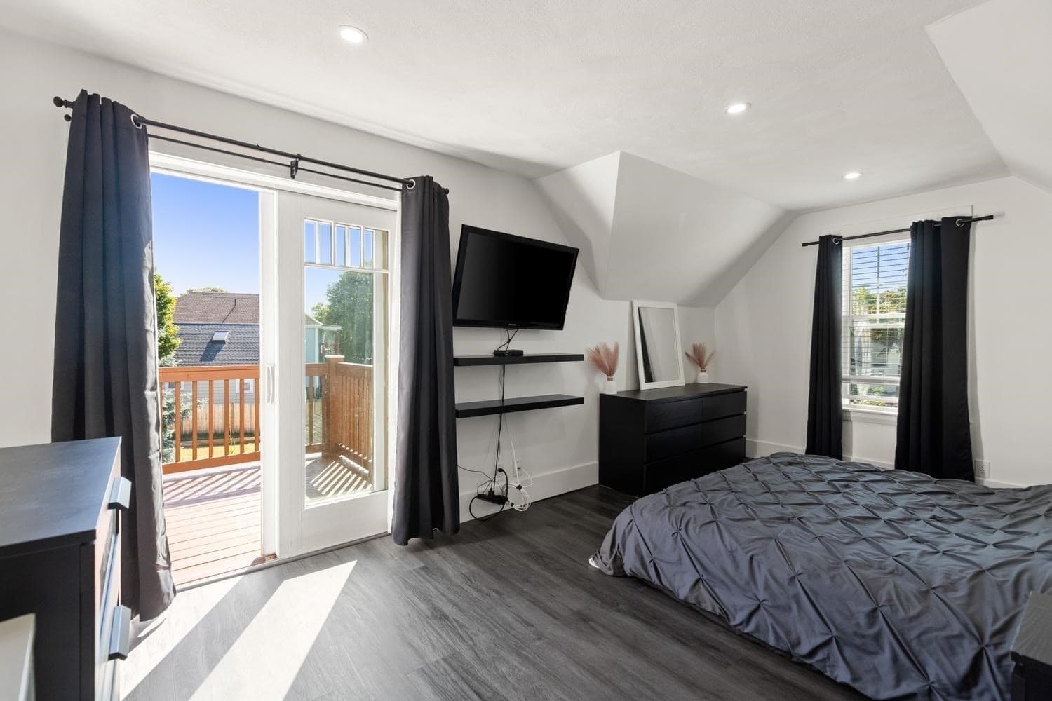 Single Family Residence at 108 Maple St, Lynn MA 01904, Lynn, photo 19 of 42