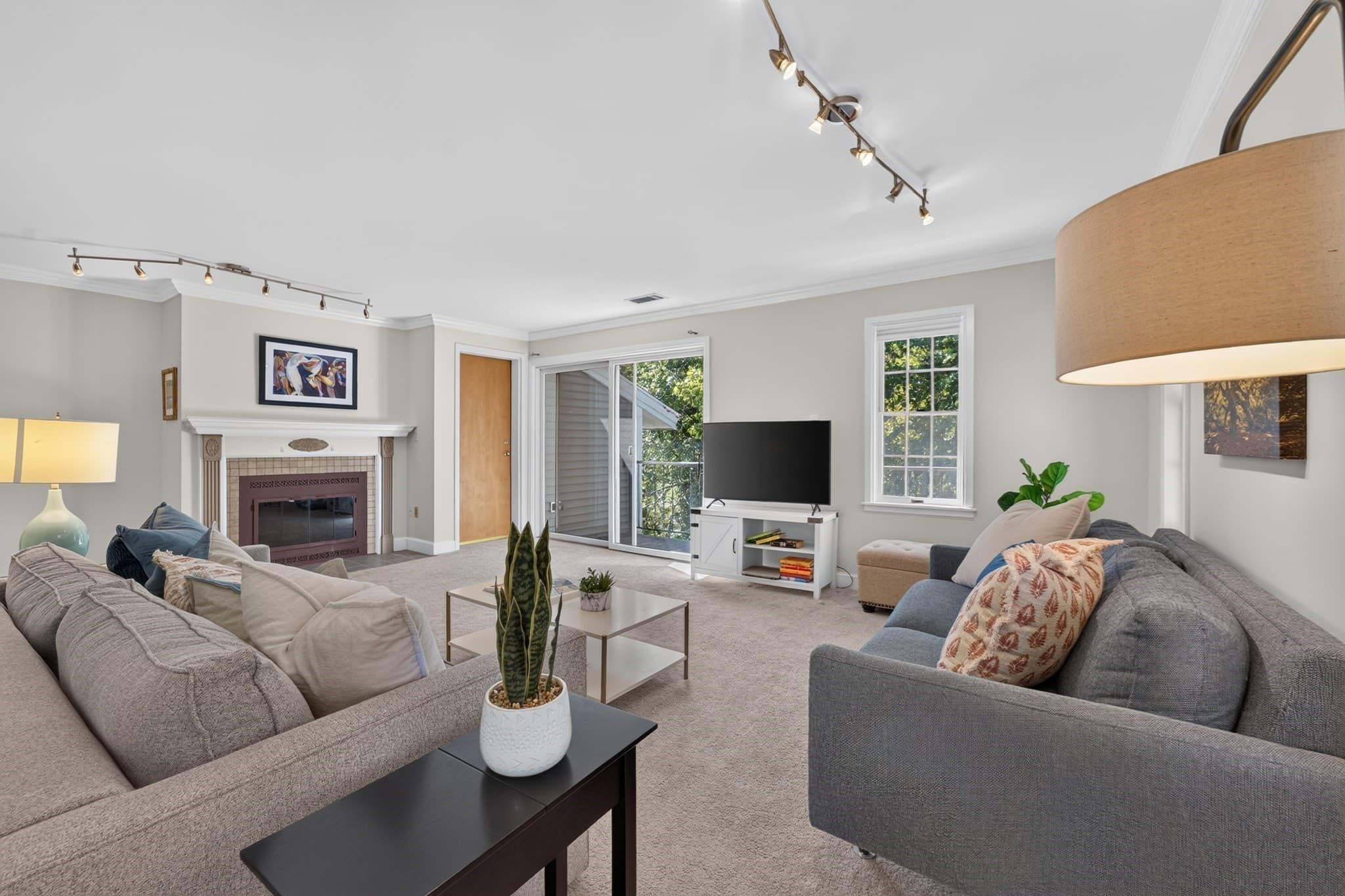 Condominium at 20.0 N Stone Mill Dr # 1026, Dedham MA 02026, Dedham, photo 3 of 31