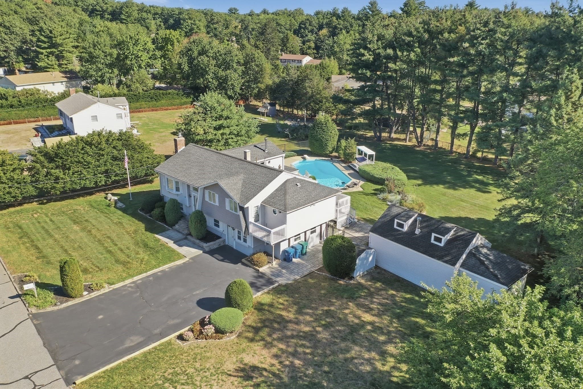 Single Family Residence at 6 Ashdale Drive, Billerica MA 01862, Billerica, photo 2 of 42