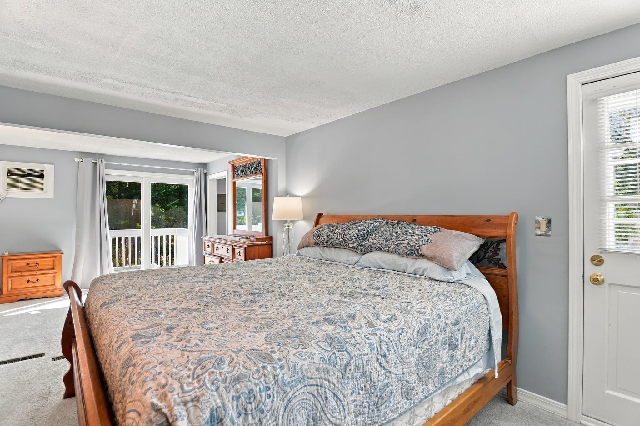 Single Family Residence at 6 Ashdale Drive, Billerica MA 01862, Billerica, photo 15 of 42