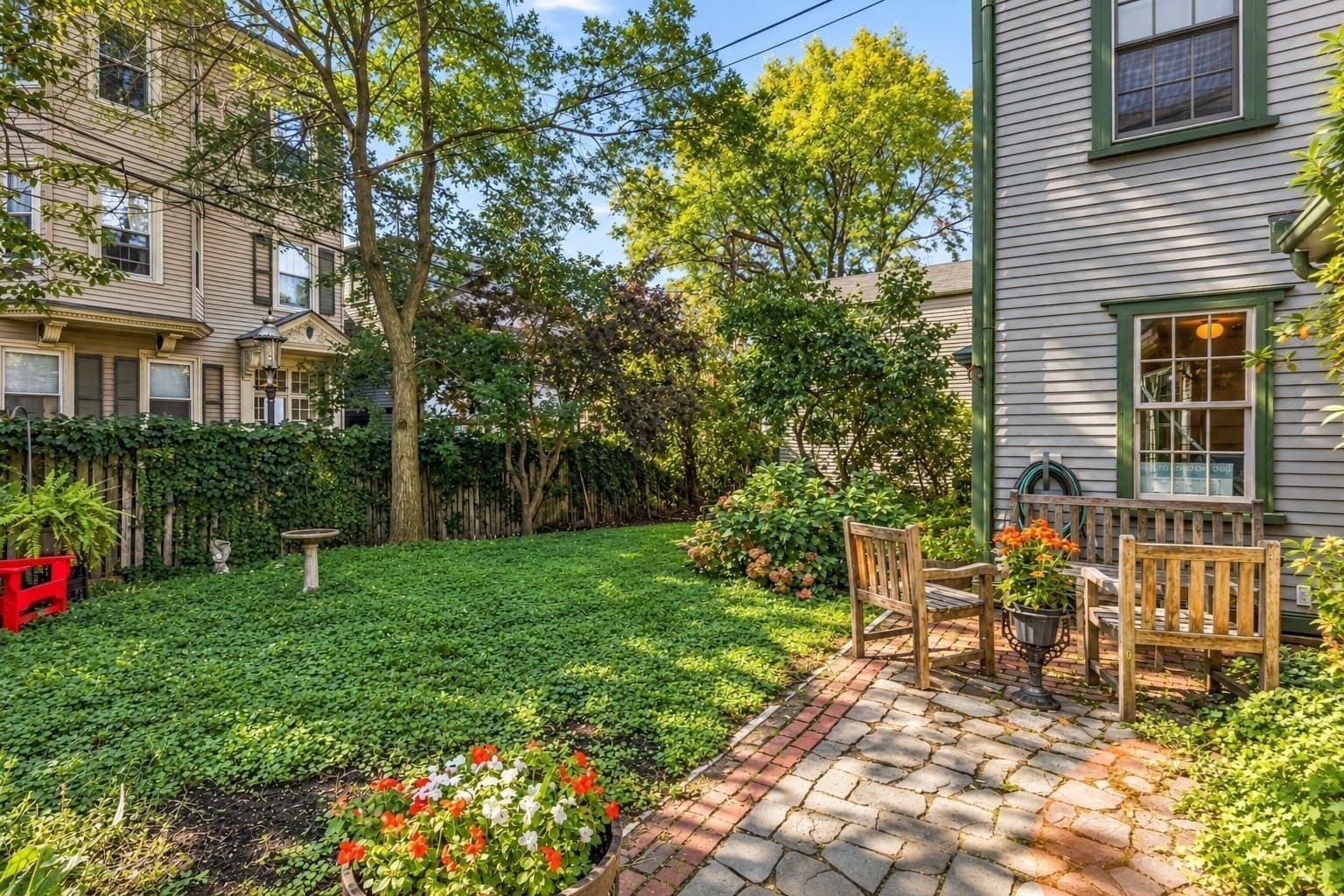 Single Family Residence at 16 Common Street, Boston MA 02129, Boston, photo 2 of 42