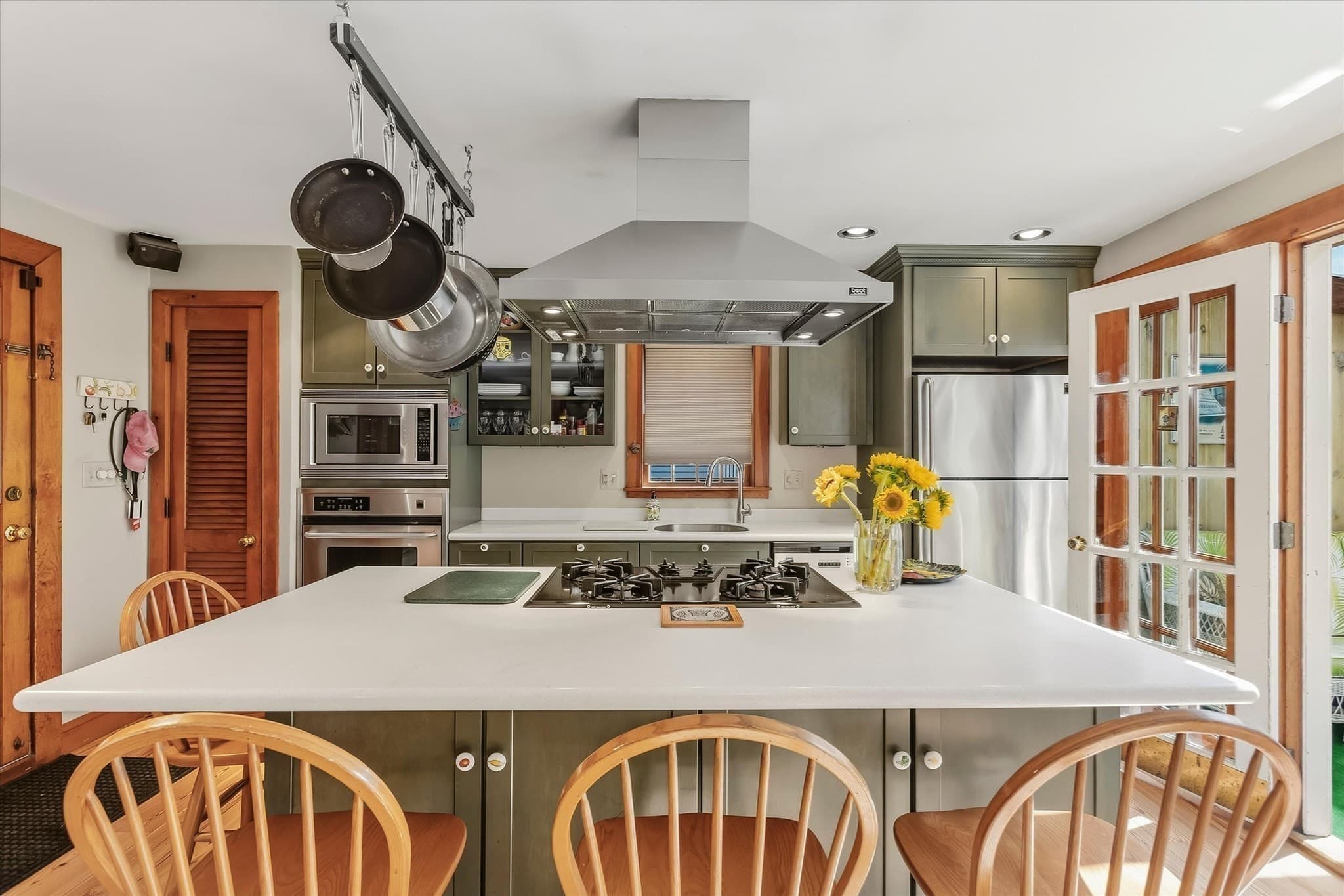 Single Family Residence at 16 Common Street, Boston MA 02129, Boston, photo 12 of 42
