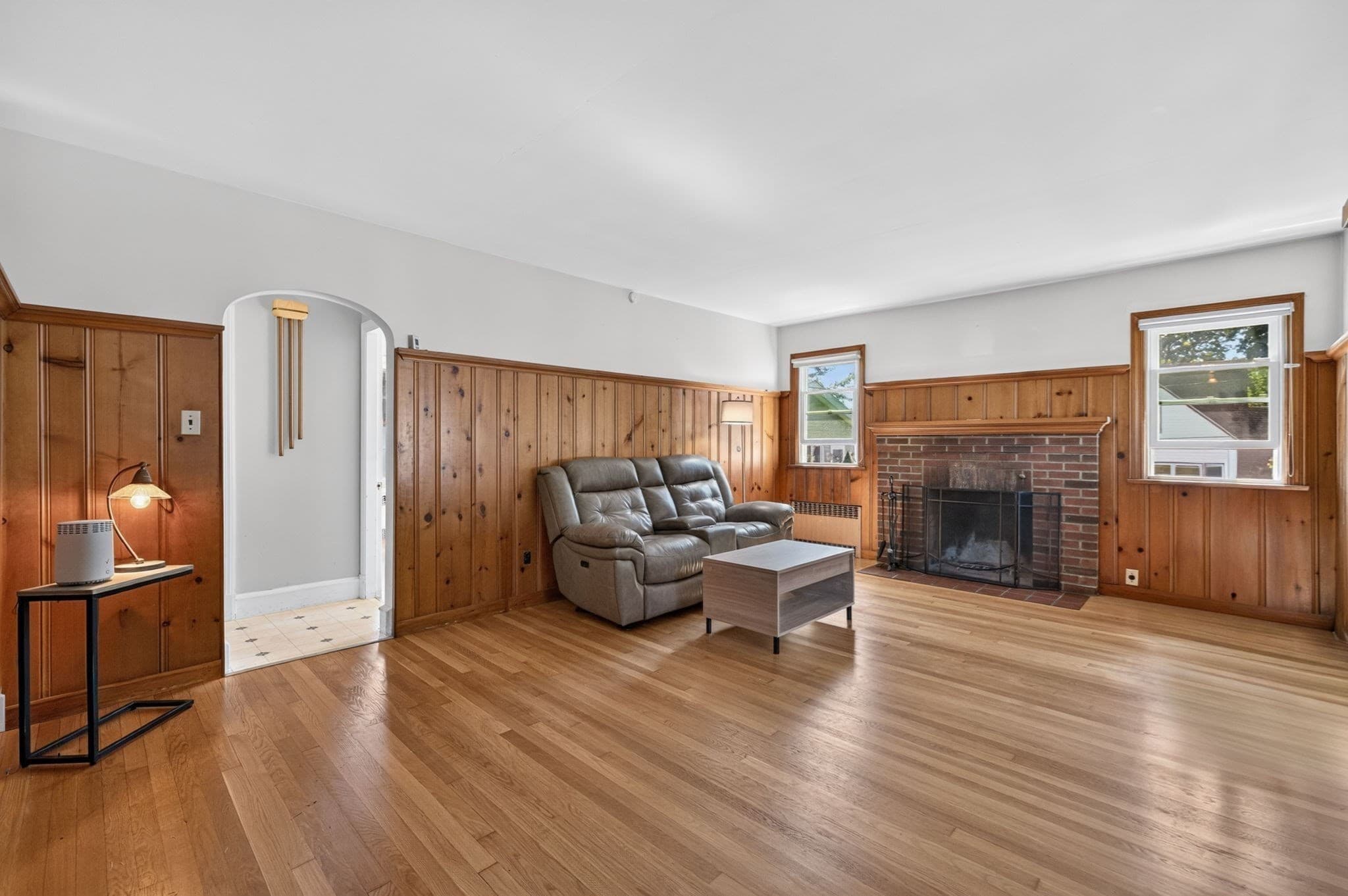 Single Family Residence at 539 Summer Pl, Blackstone MA 01504, Blackstone, photo 3 of 26