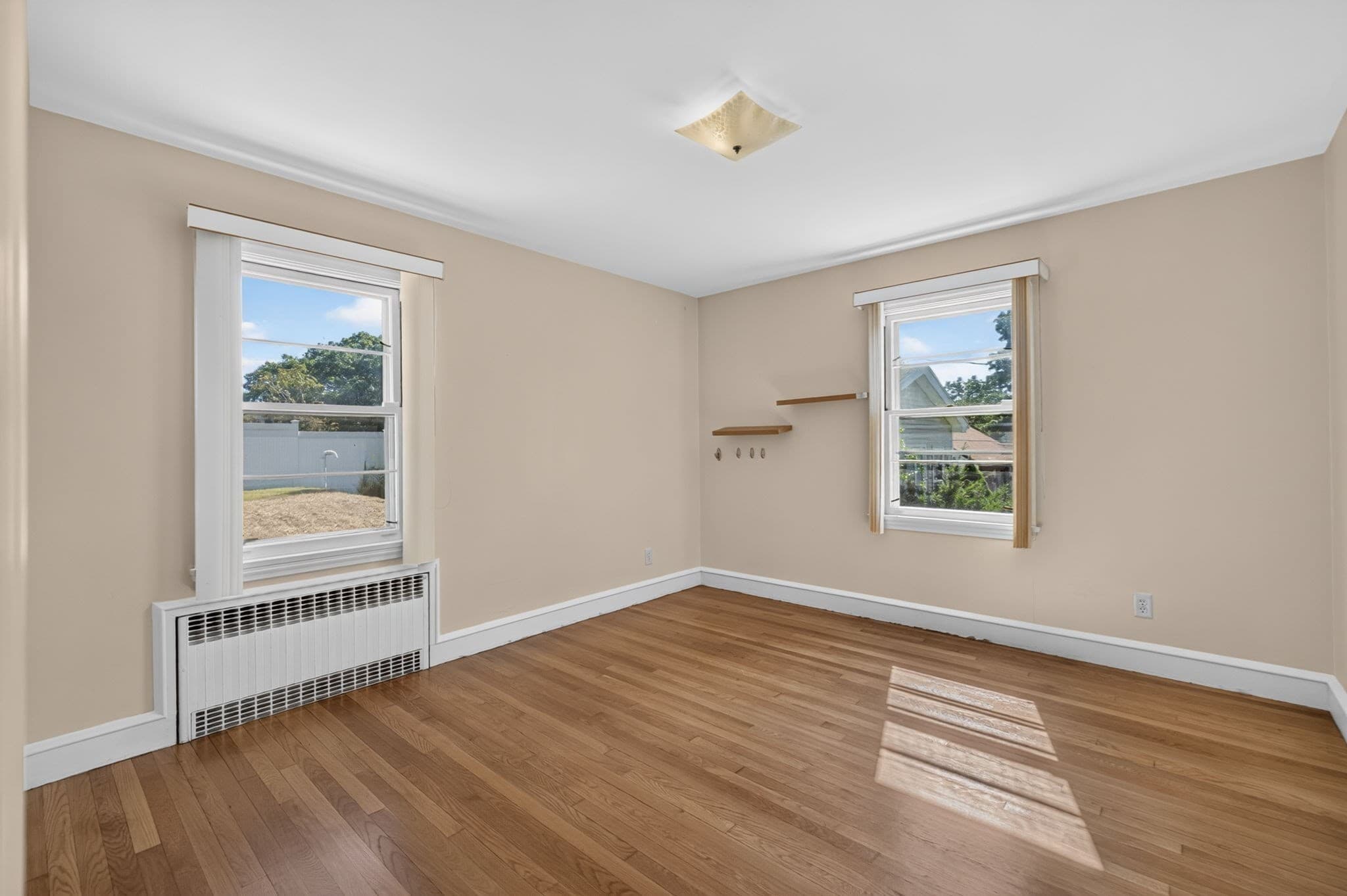 Single Family Residence at 539 Summer Pl, Blackstone MA 01504, Blackstone, photo 11 of 26