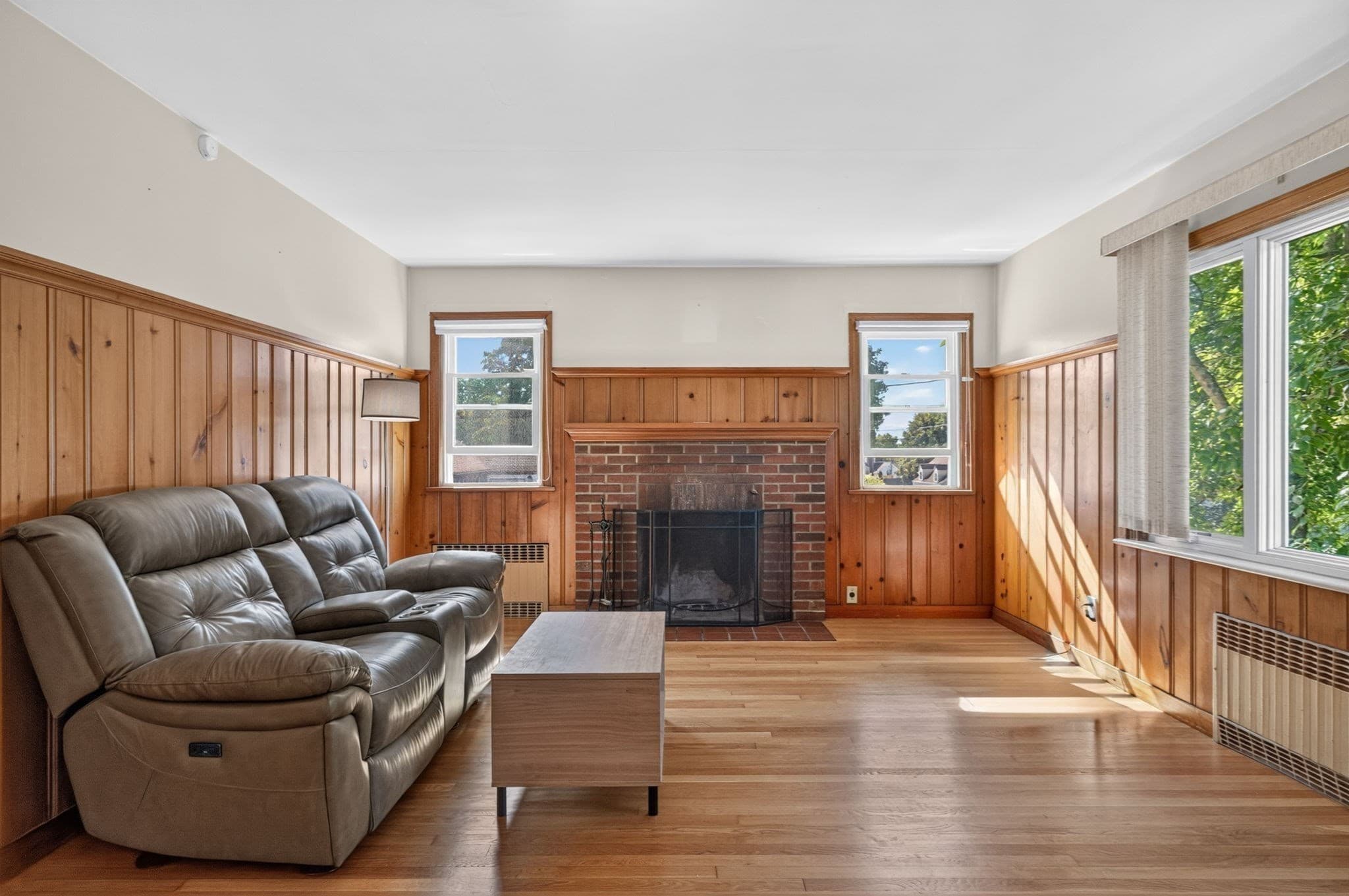 Single Family Residence at 539 Summer Pl, Blackstone MA 01504, Blackstone, photo 4 of 26