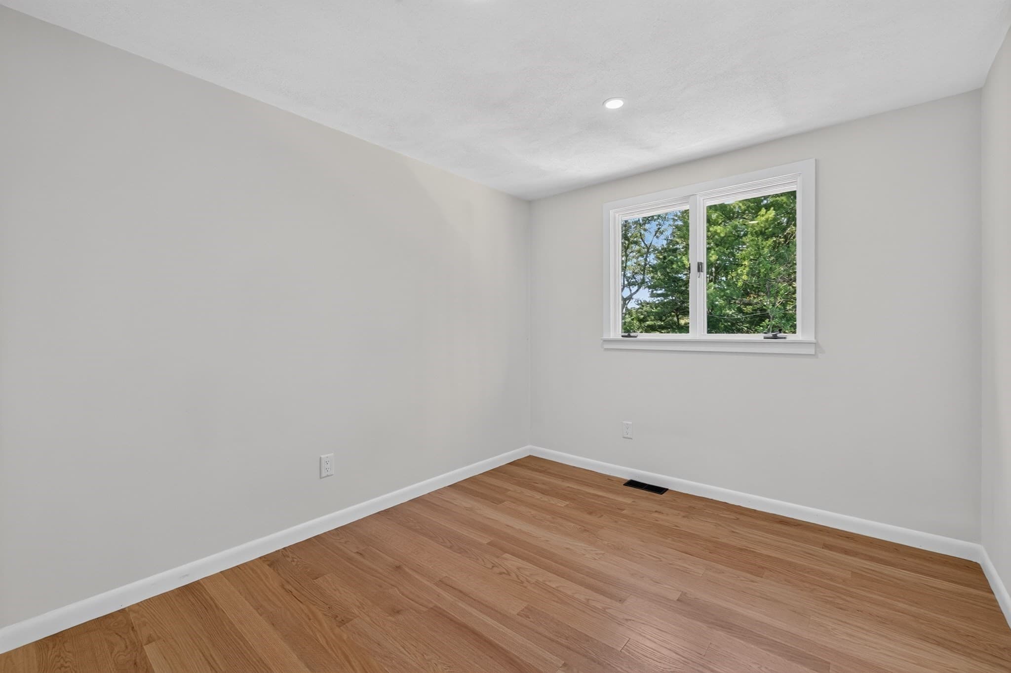 Single Family Residence at 151 Rockland Dr, Brockton MA 02301, Brockton, photo 22 of 42