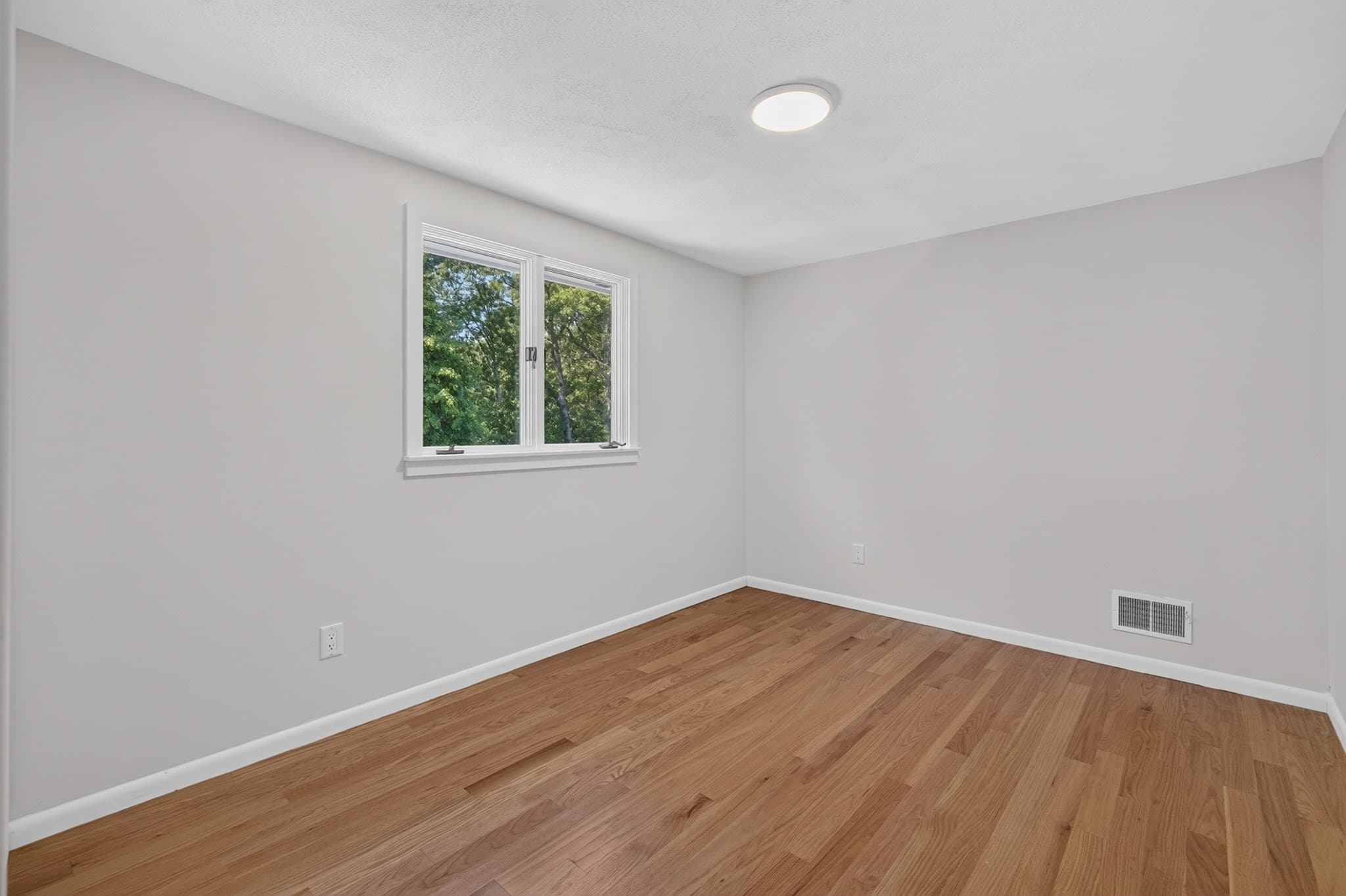 Single Family Residence at 151 Rockland Dr, Brockton MA 02301, Brockton, photo 24 of 42