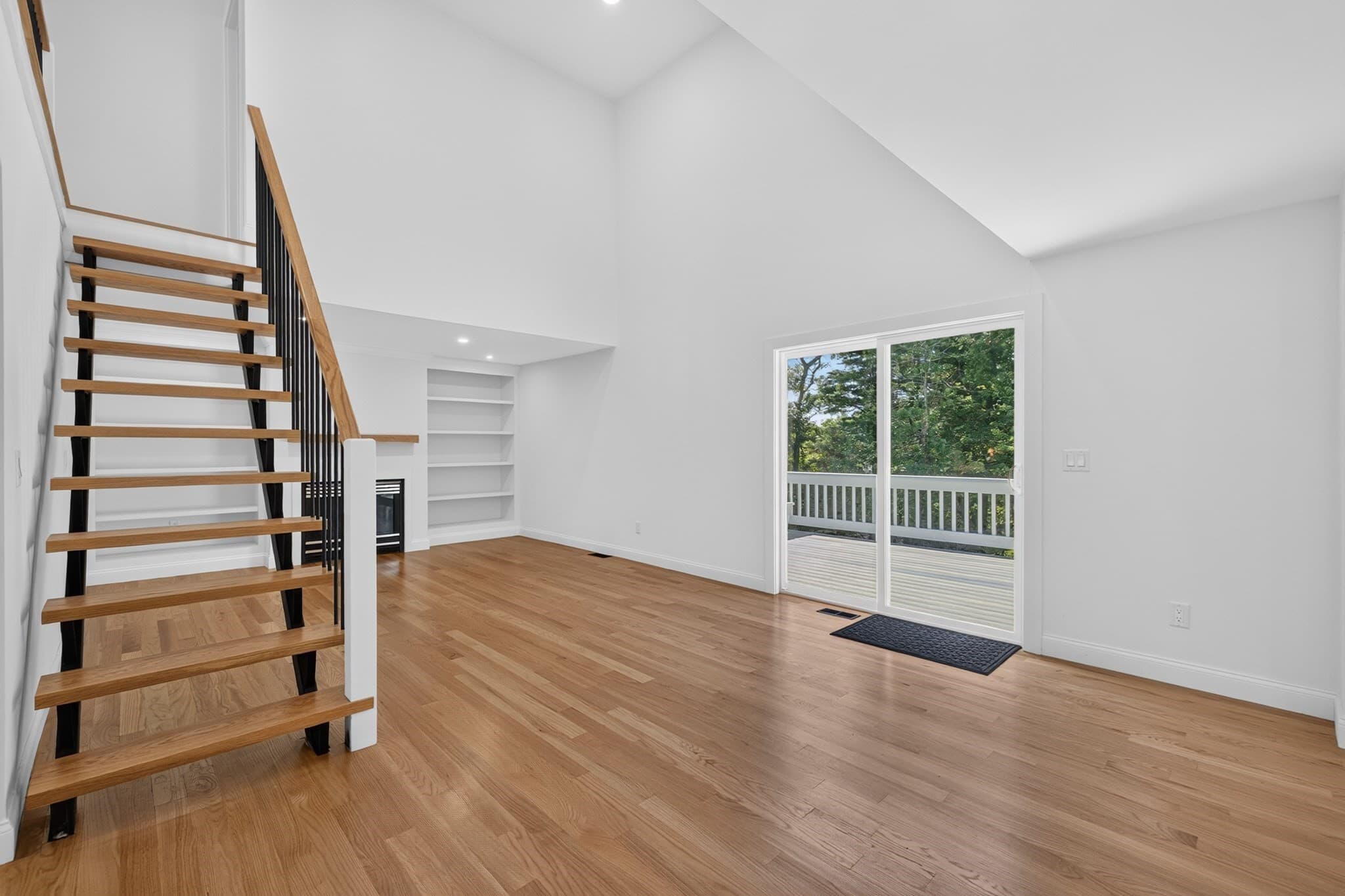 Single Family Residence at 151 Rockland Dr, Brockton MA 02301, Brockton, photo 15 of 42