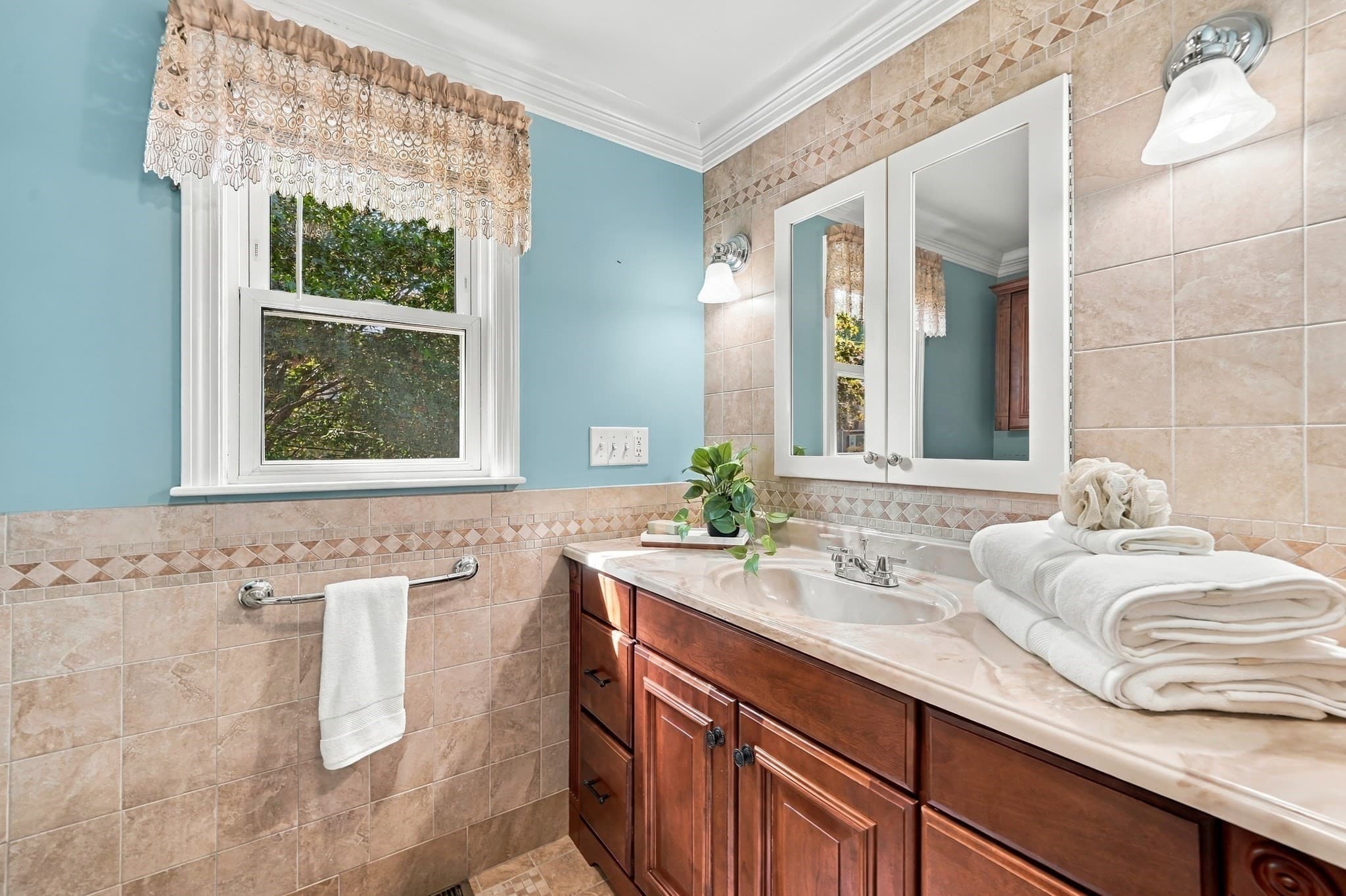 Single Family Residence at 32 Alvin Street, Methuen MA 01844, Methuen, photo 20 of 36