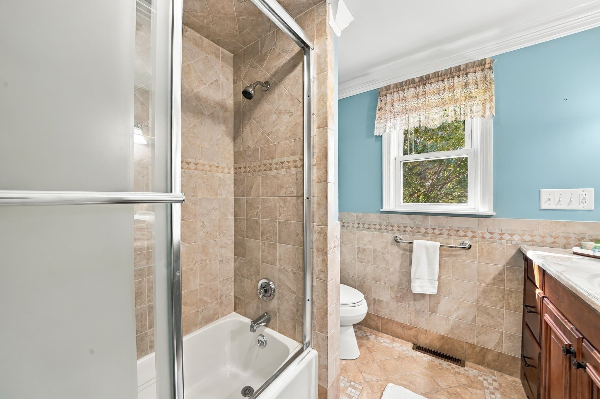 Single Family Residence at 32 Alvin Street, Methuen MA 01844, Methuen, photo 19 of 36