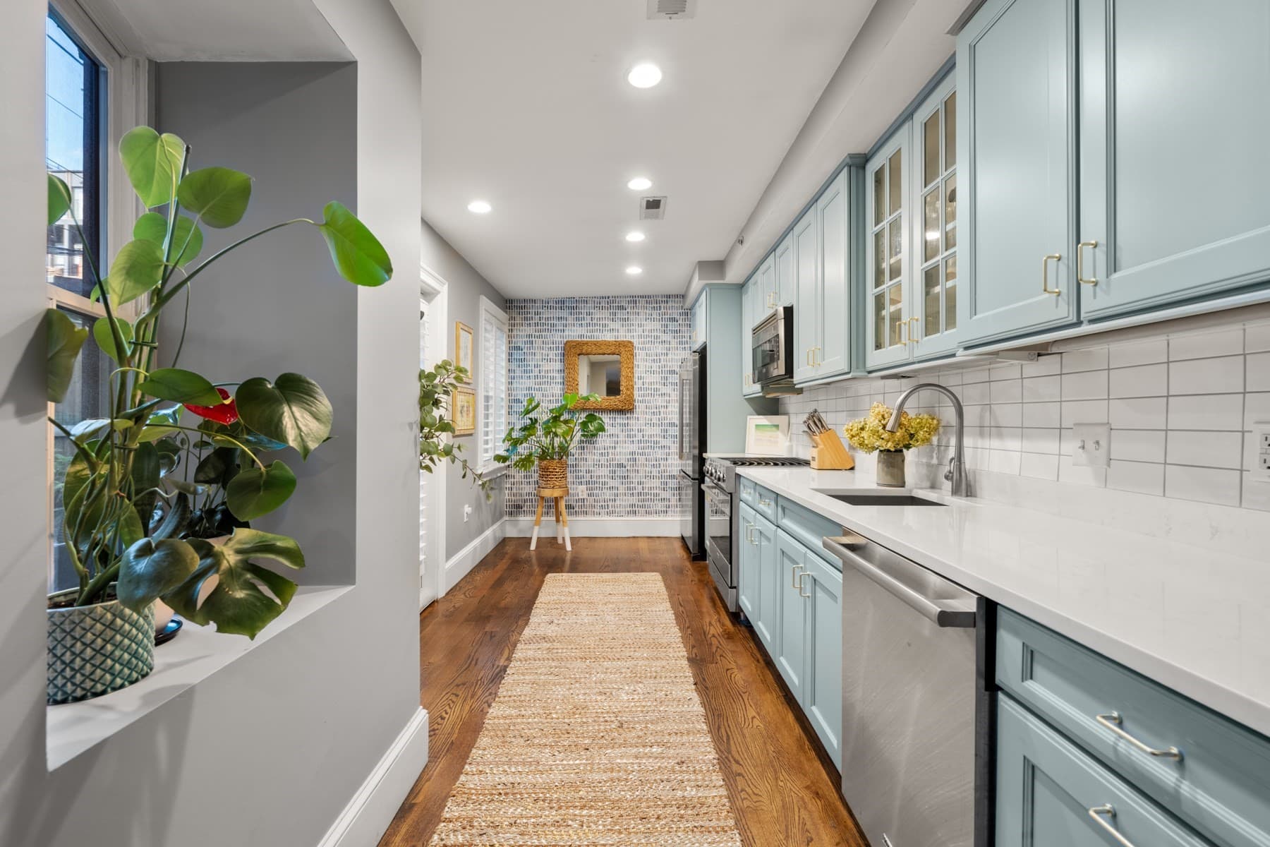 Condominium at 209 W Springfield St # 1, Boston MA 02118, photo 2 of 24