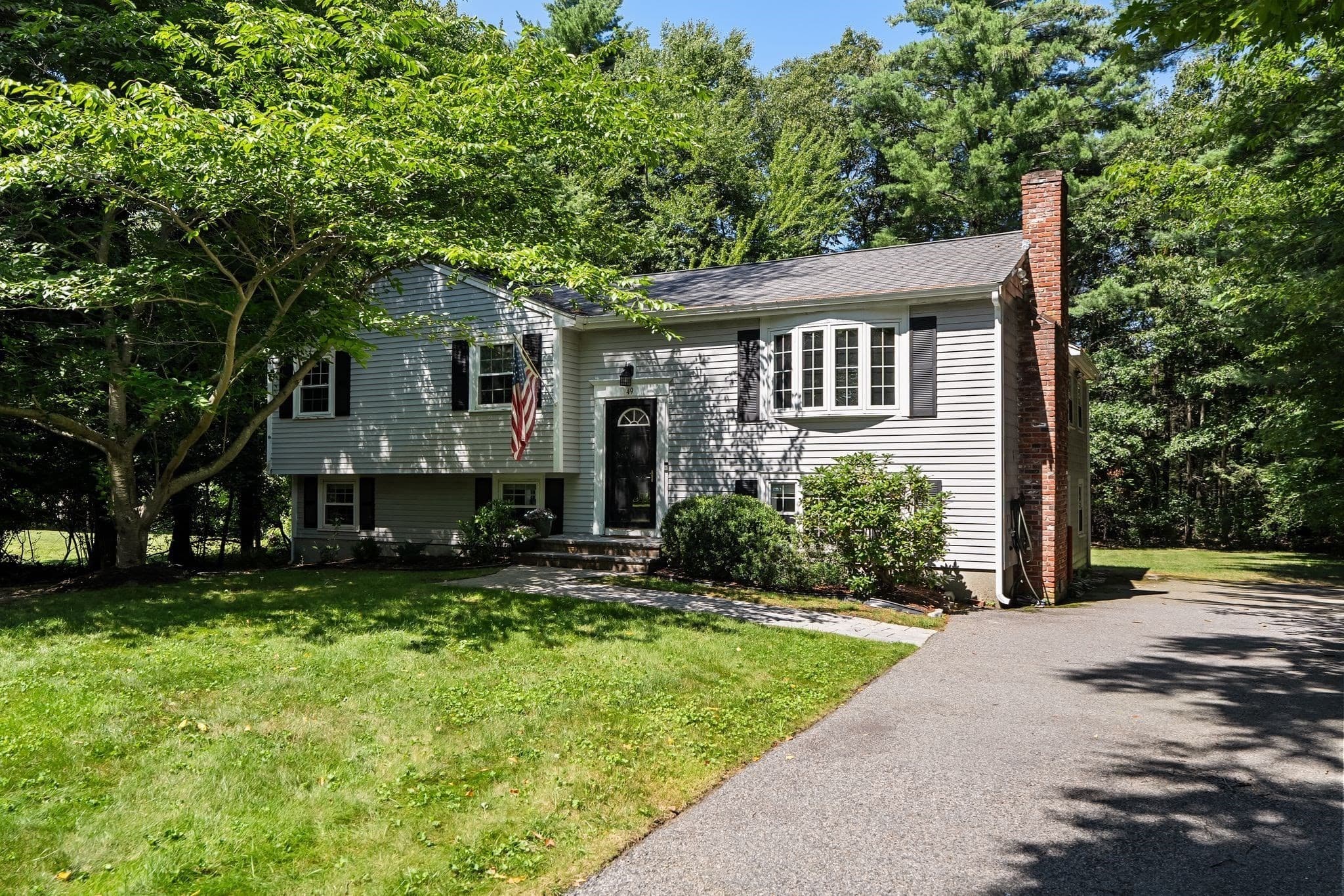 49 Old Farm Rd, Hanover MA 02339