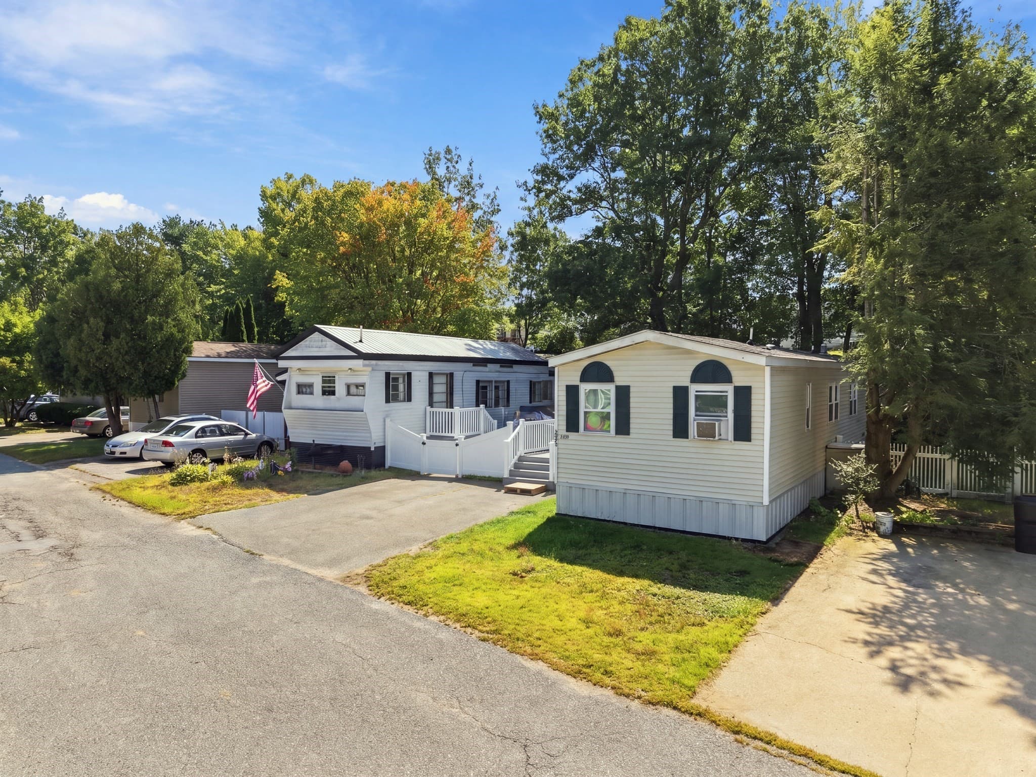 Mobile Home at 176 Lakeview Street, Tewksbury MA 01876, photo 2 of 21