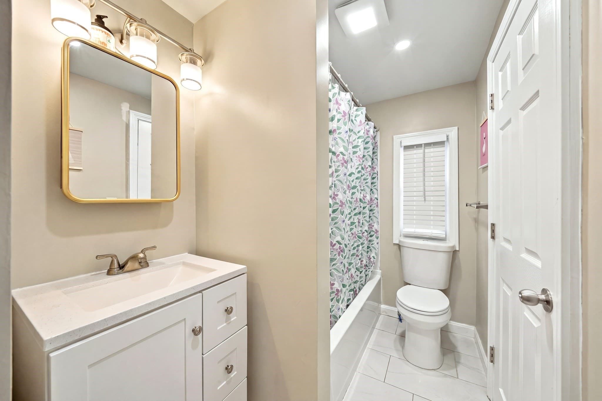 Mobile Home at 176 Lakeview Street, Tewksbury MA 01876, photo 13 of 21