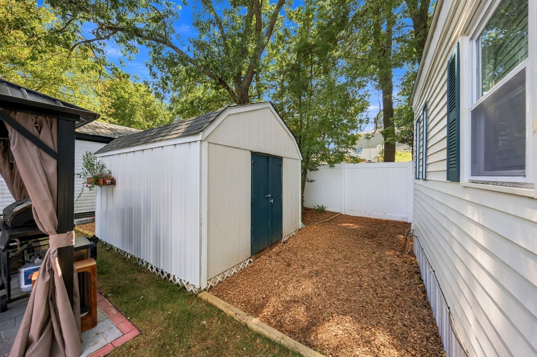 Mobile Home at 176 Lakeview Street, Tewksbury MA 01876, photo 16 of 21
