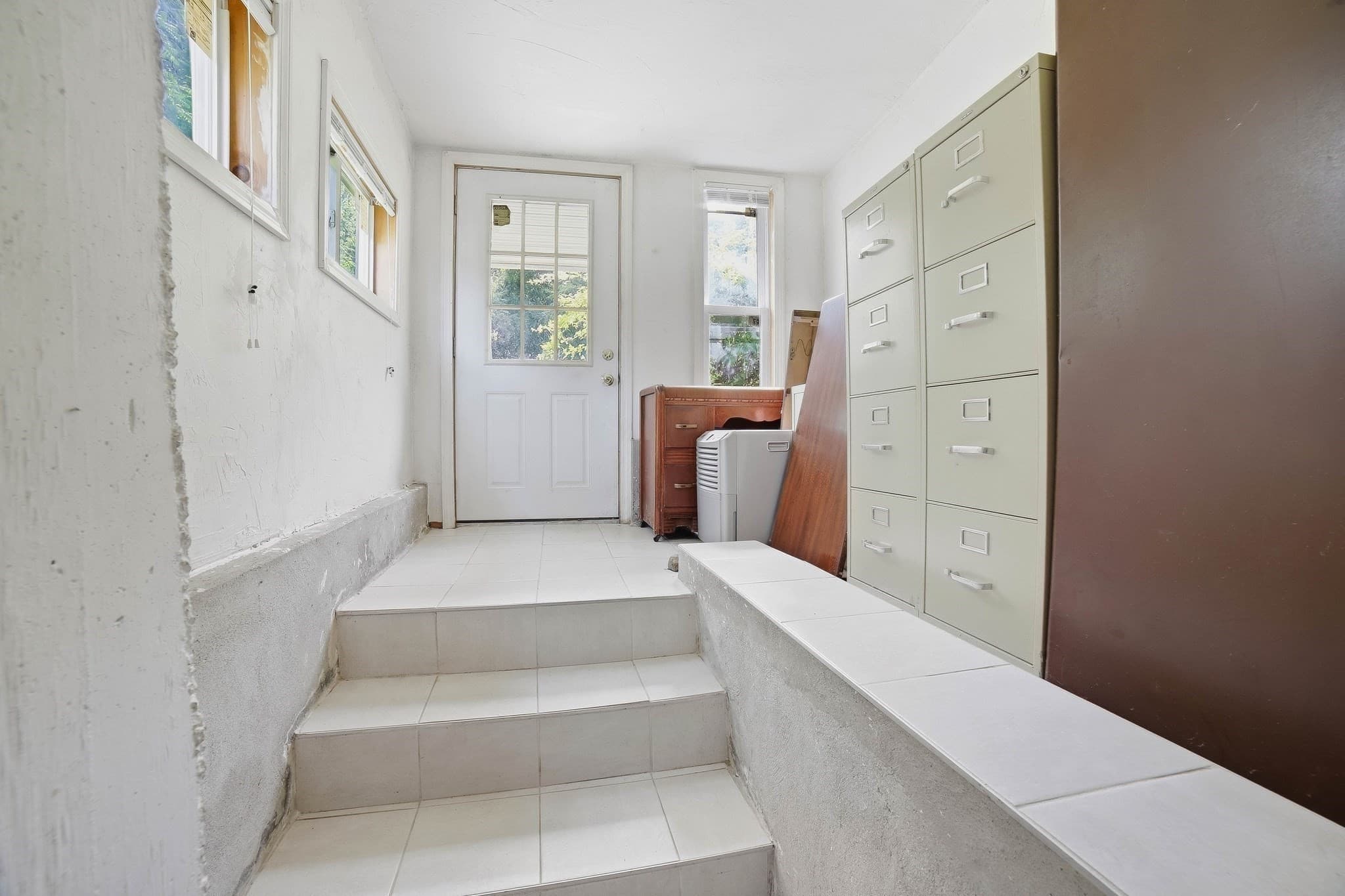 Single Family Residence at 550 Sunderland Road, Worcester MA 01604, Worcester, photo 23 of 29