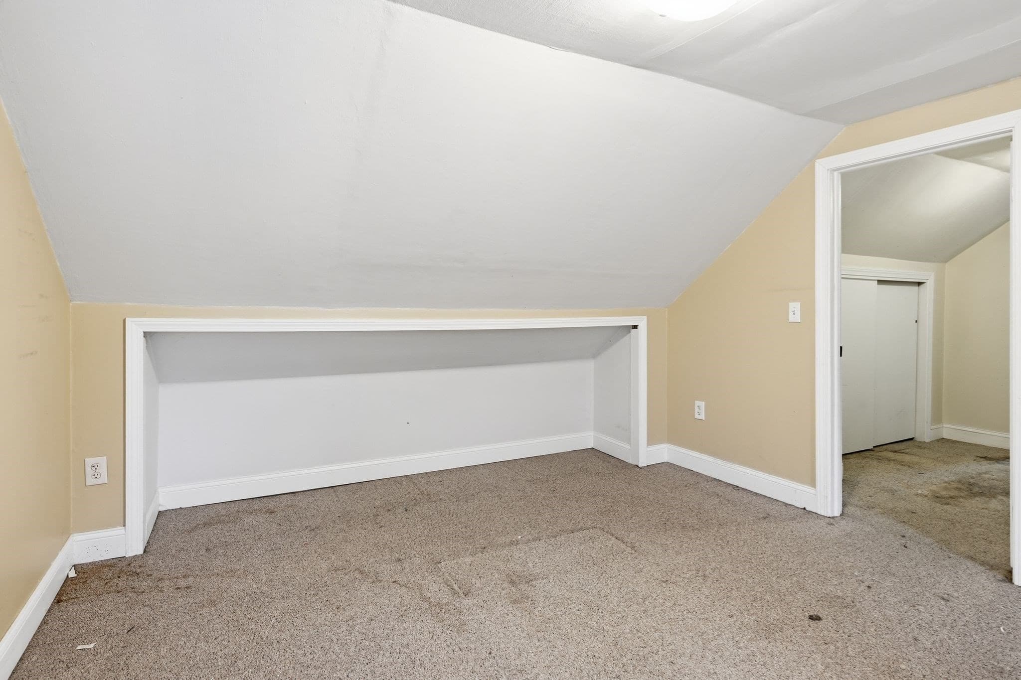 Single Family Residence at 19 Magnolia Ter, Chicopee MA 01013, photo 15 of 24