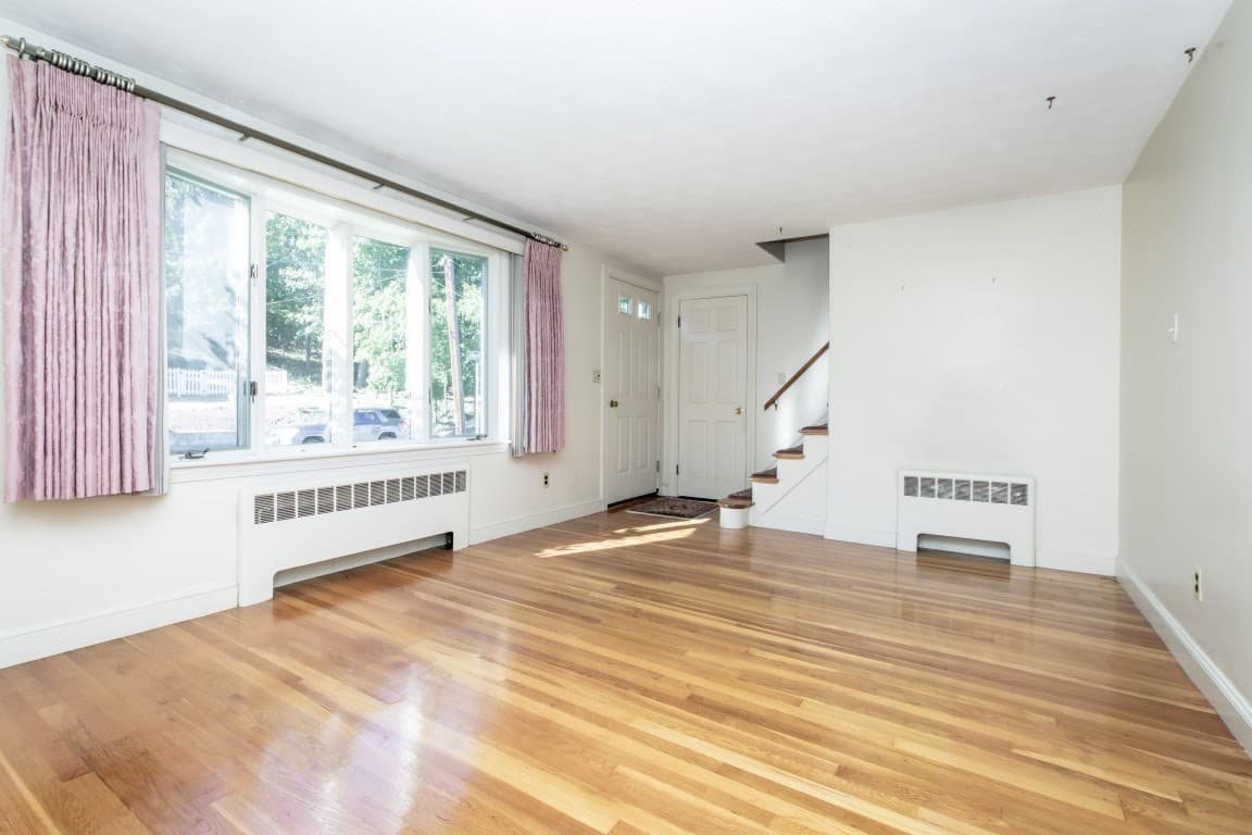 Single Family Residence at 6 Albert St, Waltham MA 02453, Waltham, photo 4 of 27