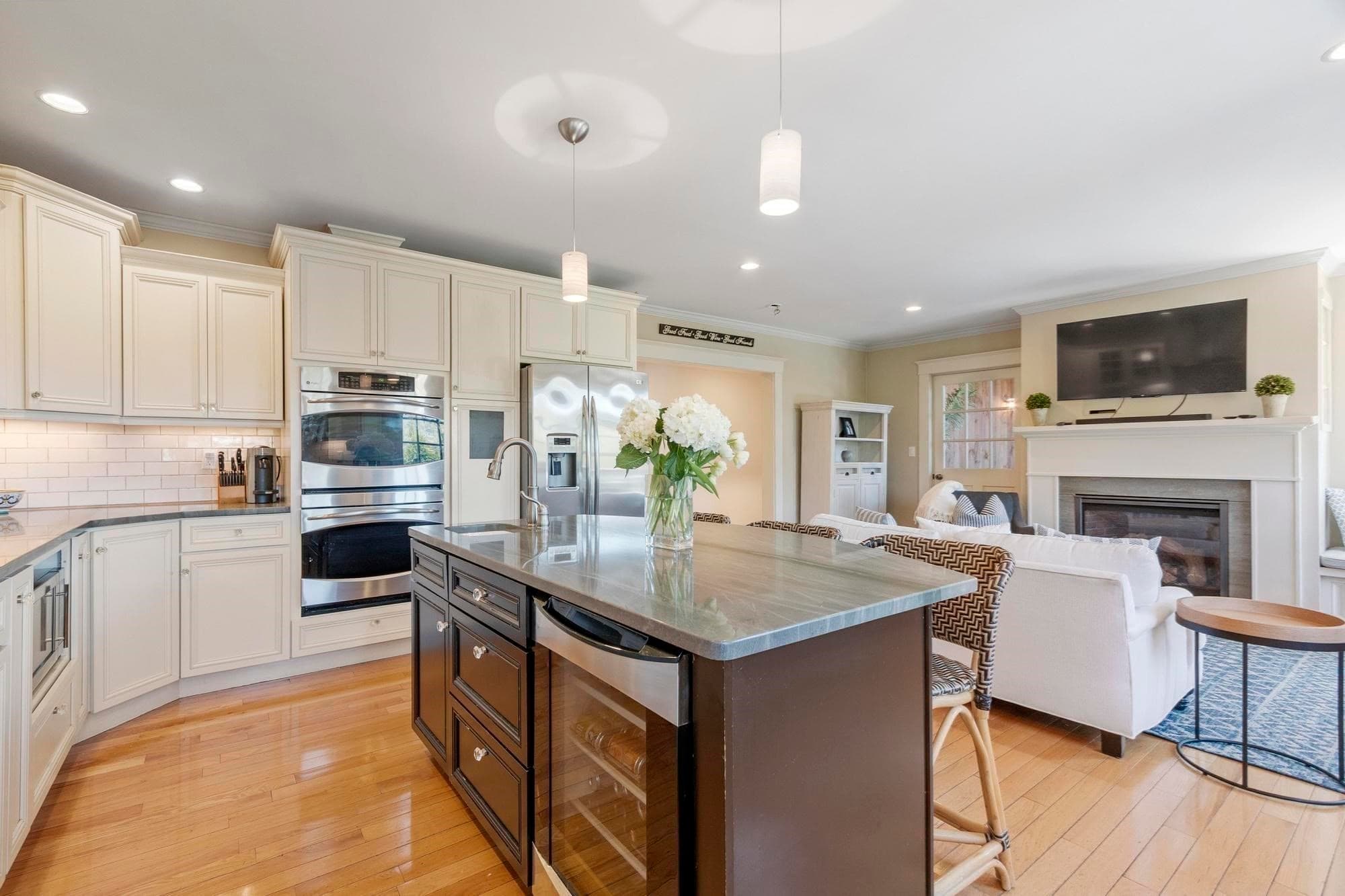 Single Family Residence at 696 Main St, Concord MA 01742, Concord, photo 5 of 38