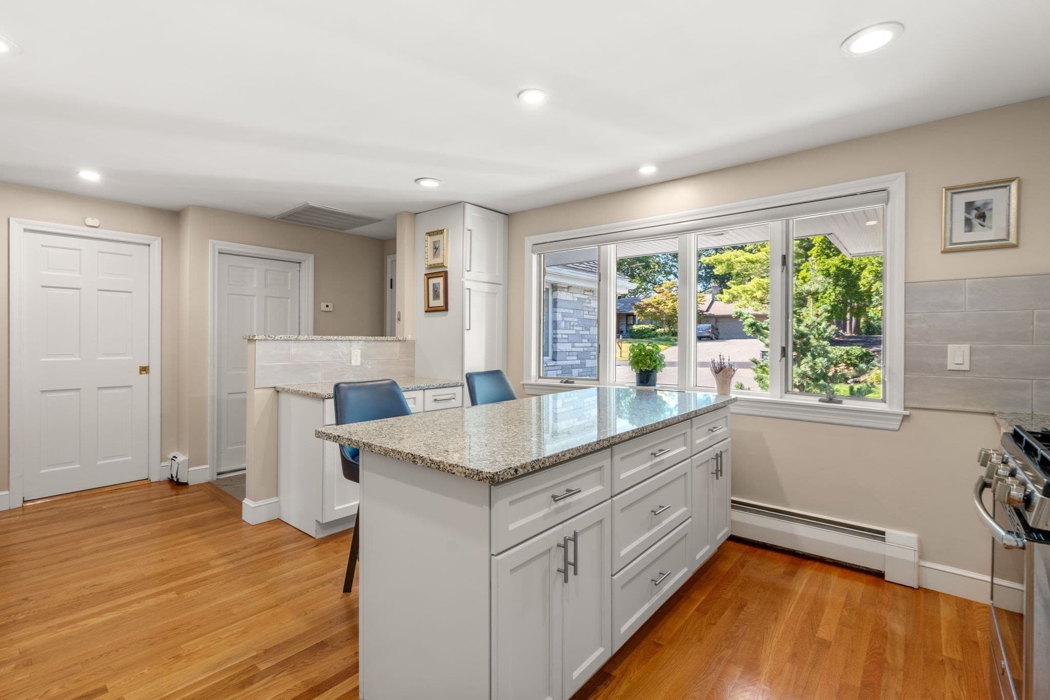 Single Family Residence at 67 Crestview Road, Belmont MA 02478, Belmont, photo 6 of 42