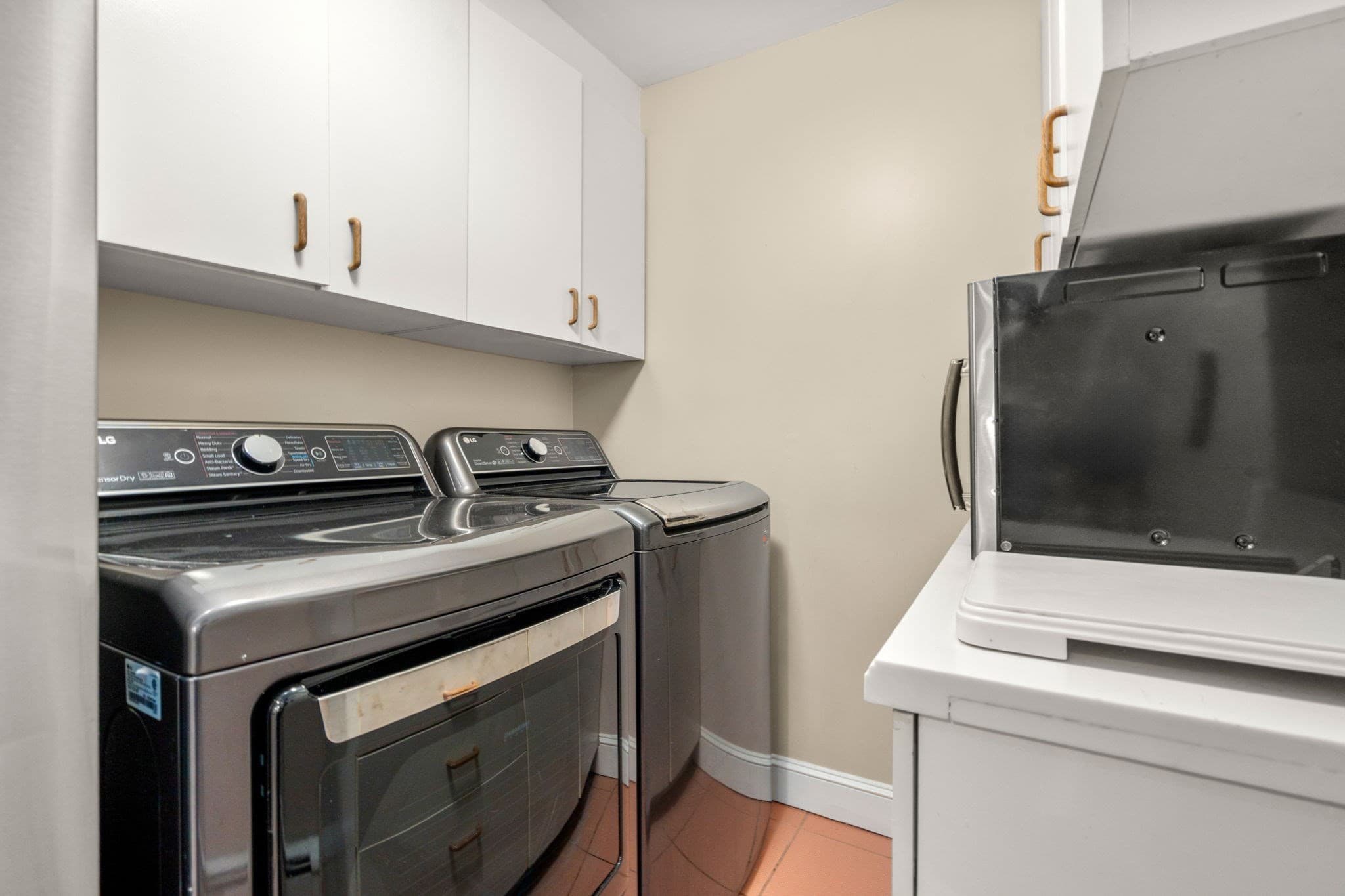 Single Family Residence at 67 Crestview Road, Belmont MA 02478, Belmont, photo 8 of 42